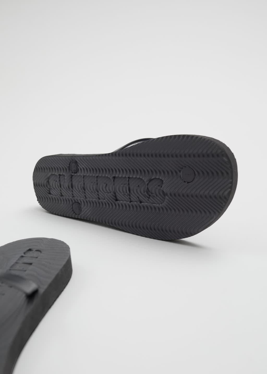 Tongs Slim de Sleepers - {{variantName}} - Descriptive Detail