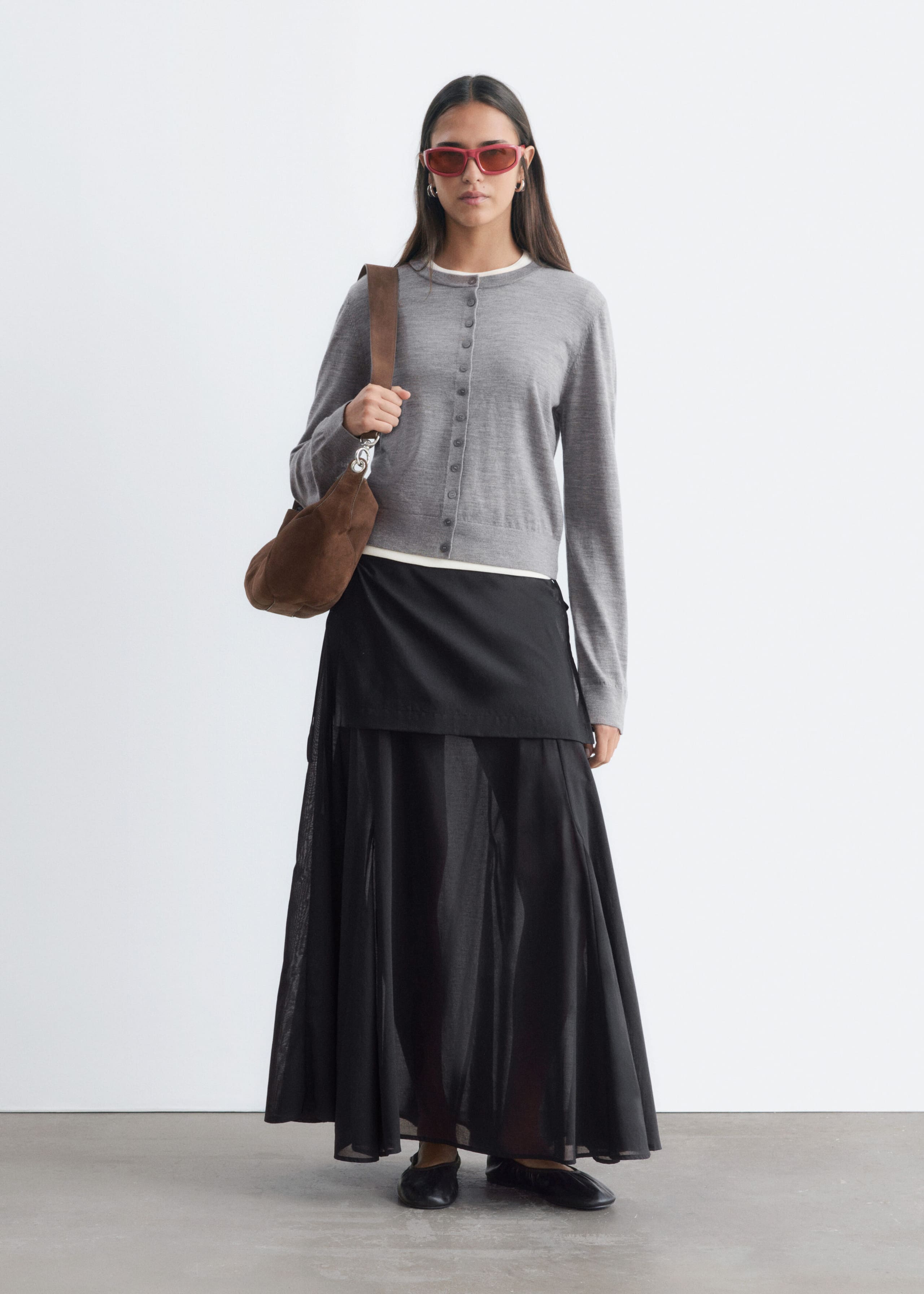 Schlichte Strickjacke aus Wolle - Grau - Lookbook