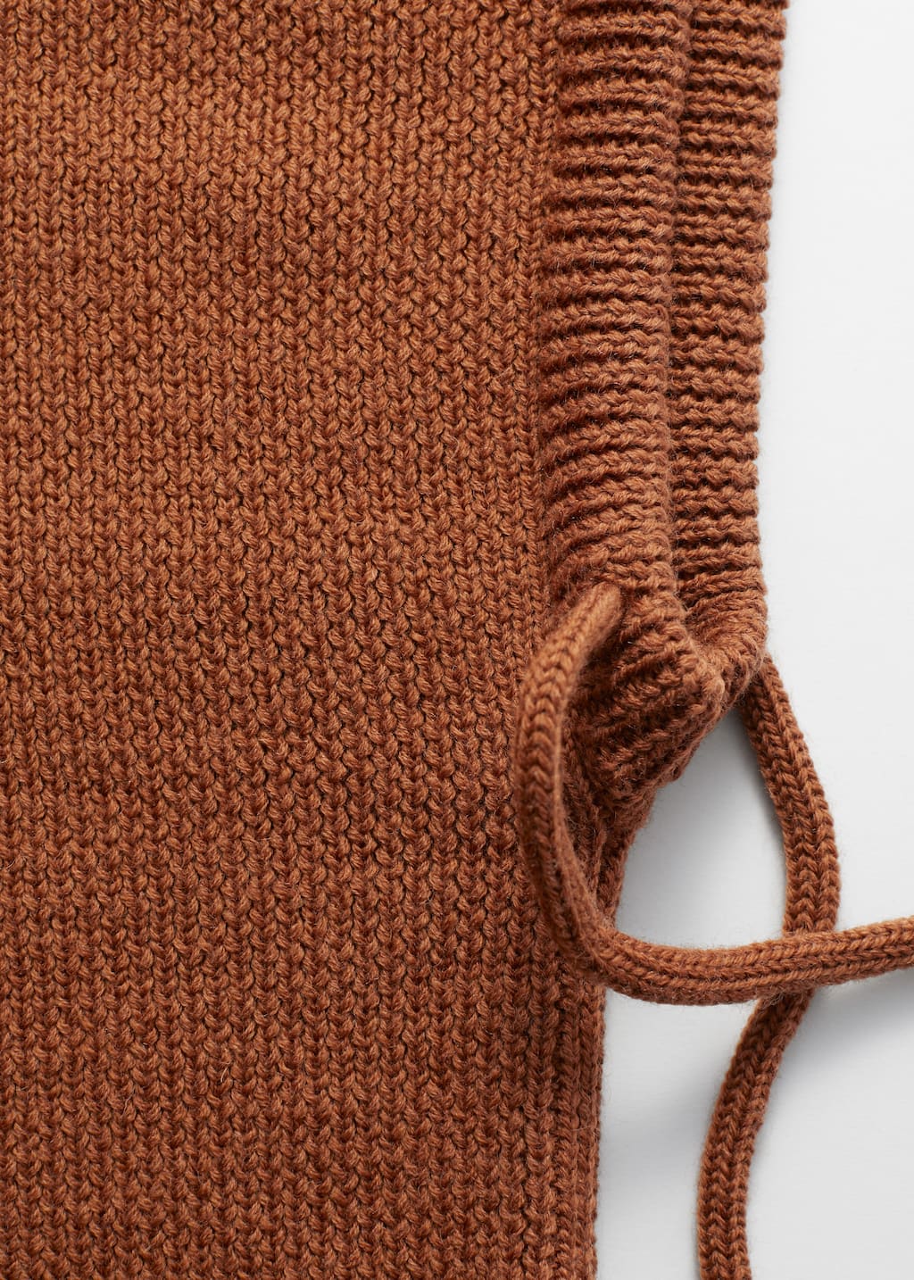 Balaclava oversize in lana - {{variantName}} - Descrizione dettagliata