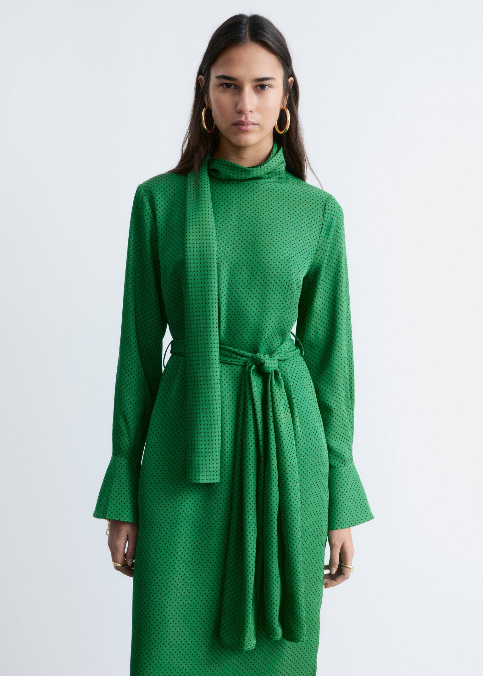 Midikjole med integreret tørklæde - Grøn/mikroprikker/Mørkebrun - 6