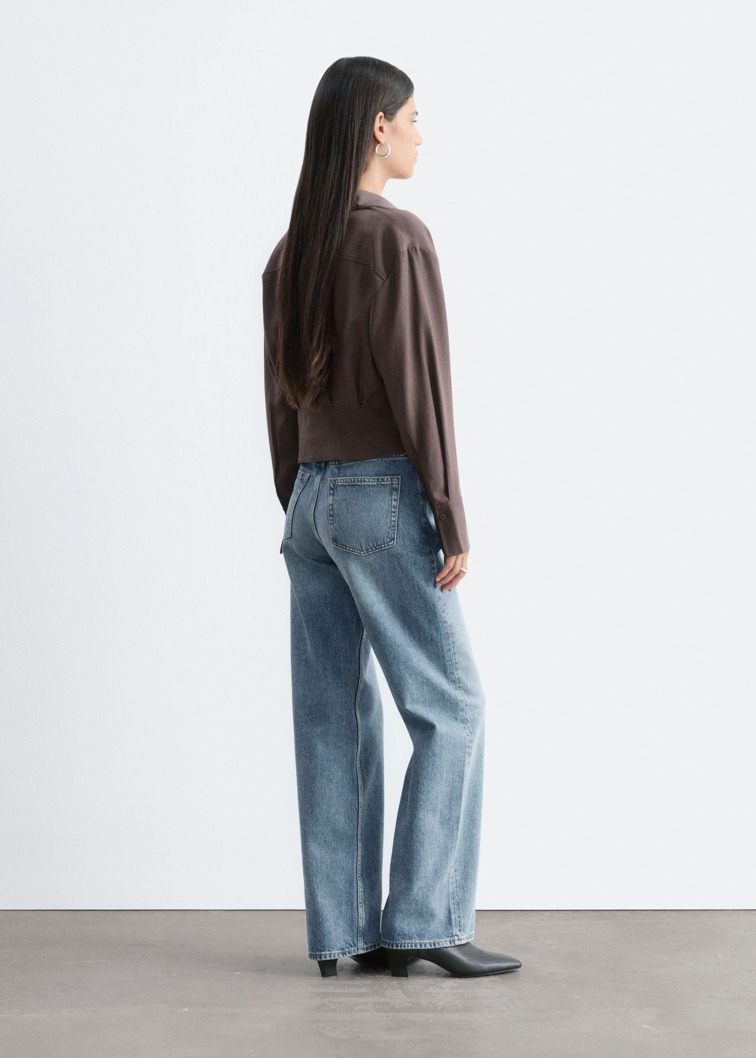 Hemd mit plissierter Taille - Dunkelbraun - Lookbook