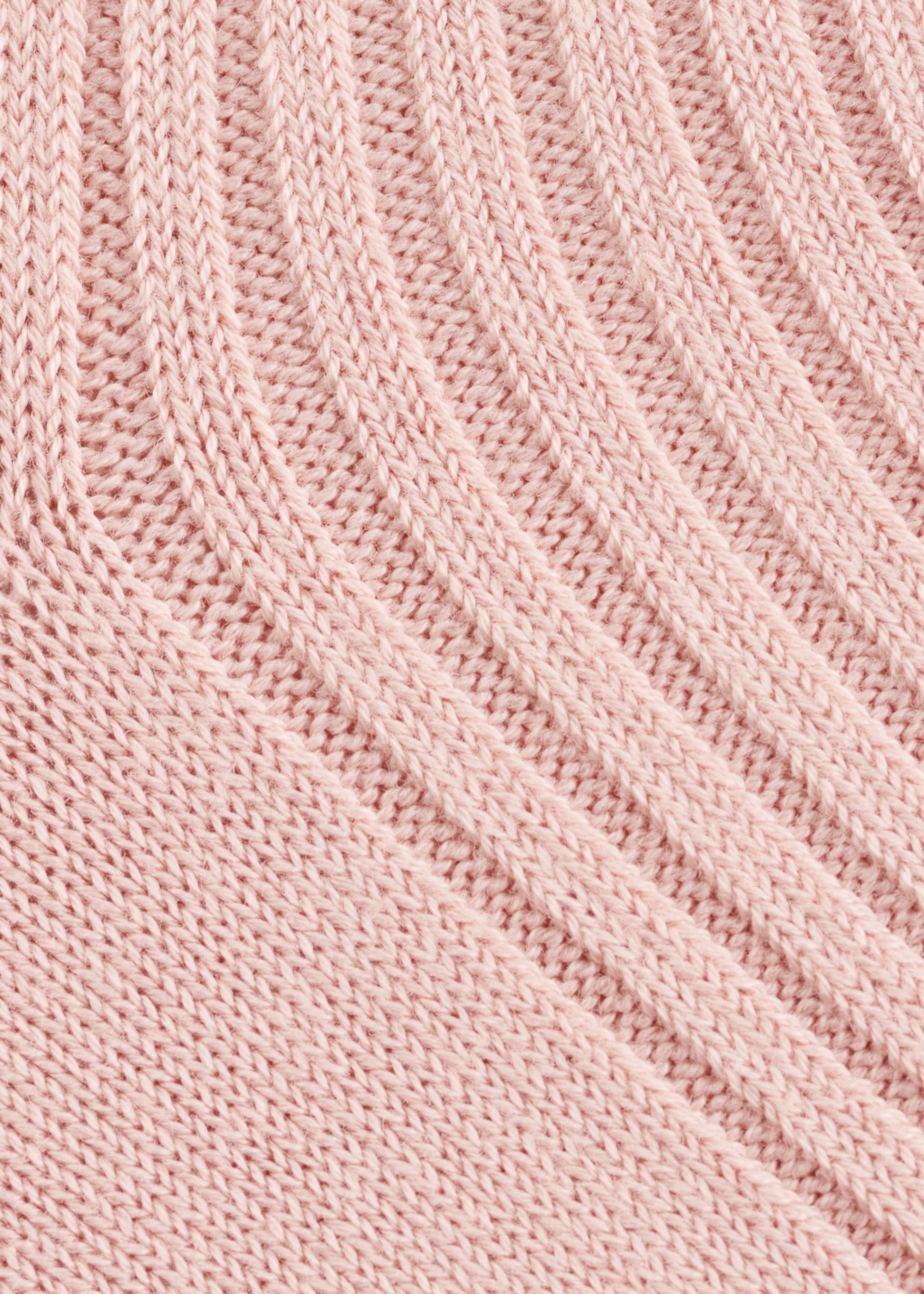 Rib-Knit Socks - {{variantName}} - Descriptive Detail