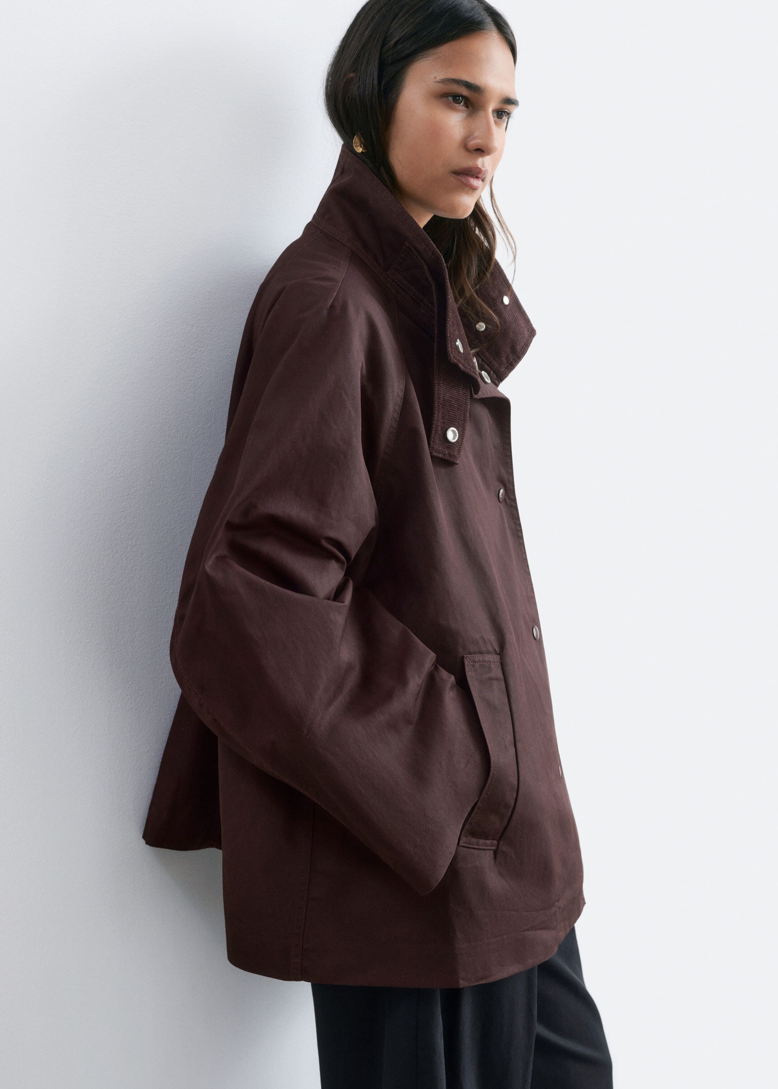 Jacke mit Cordkragen - Dunkelbraun - Lookbook