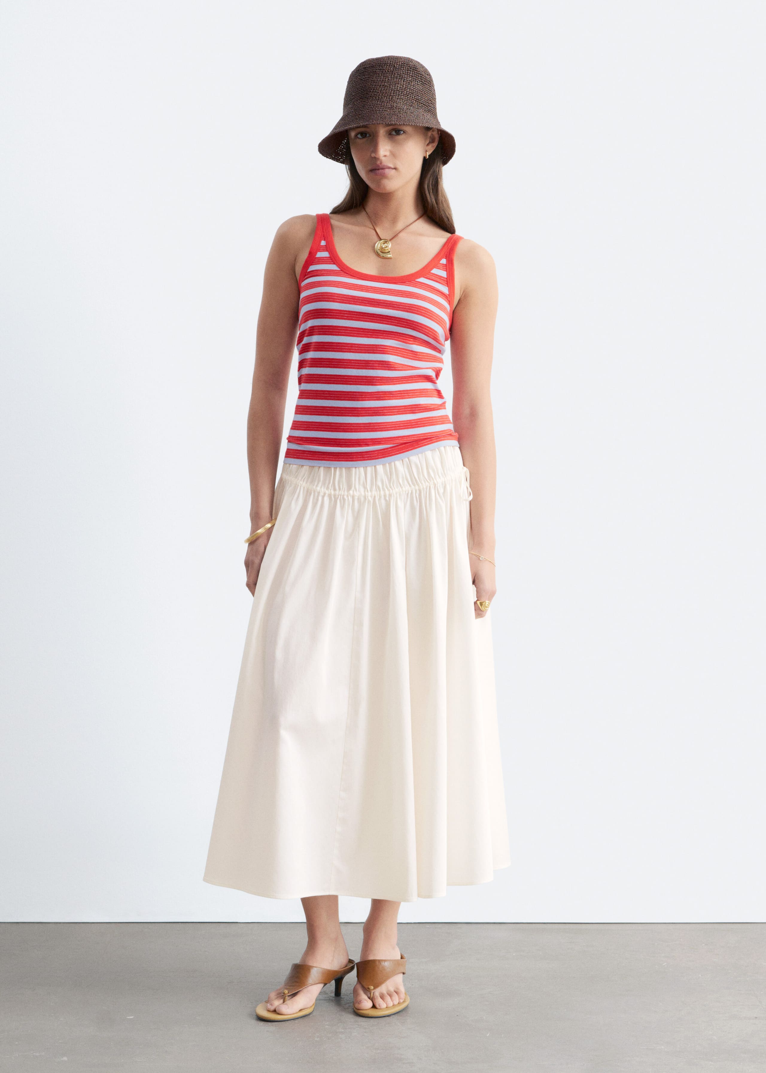 Scoop-Neck Tank Top - Black/White - Lookbook