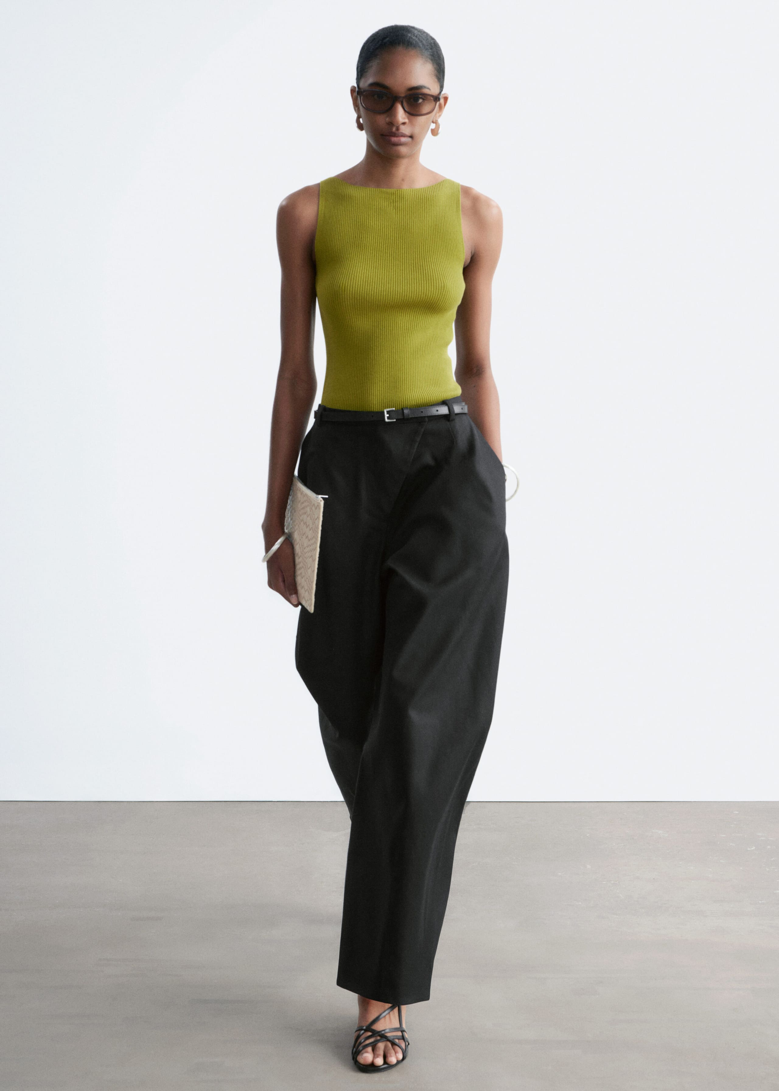 Image of Pantalones de perneras de barril