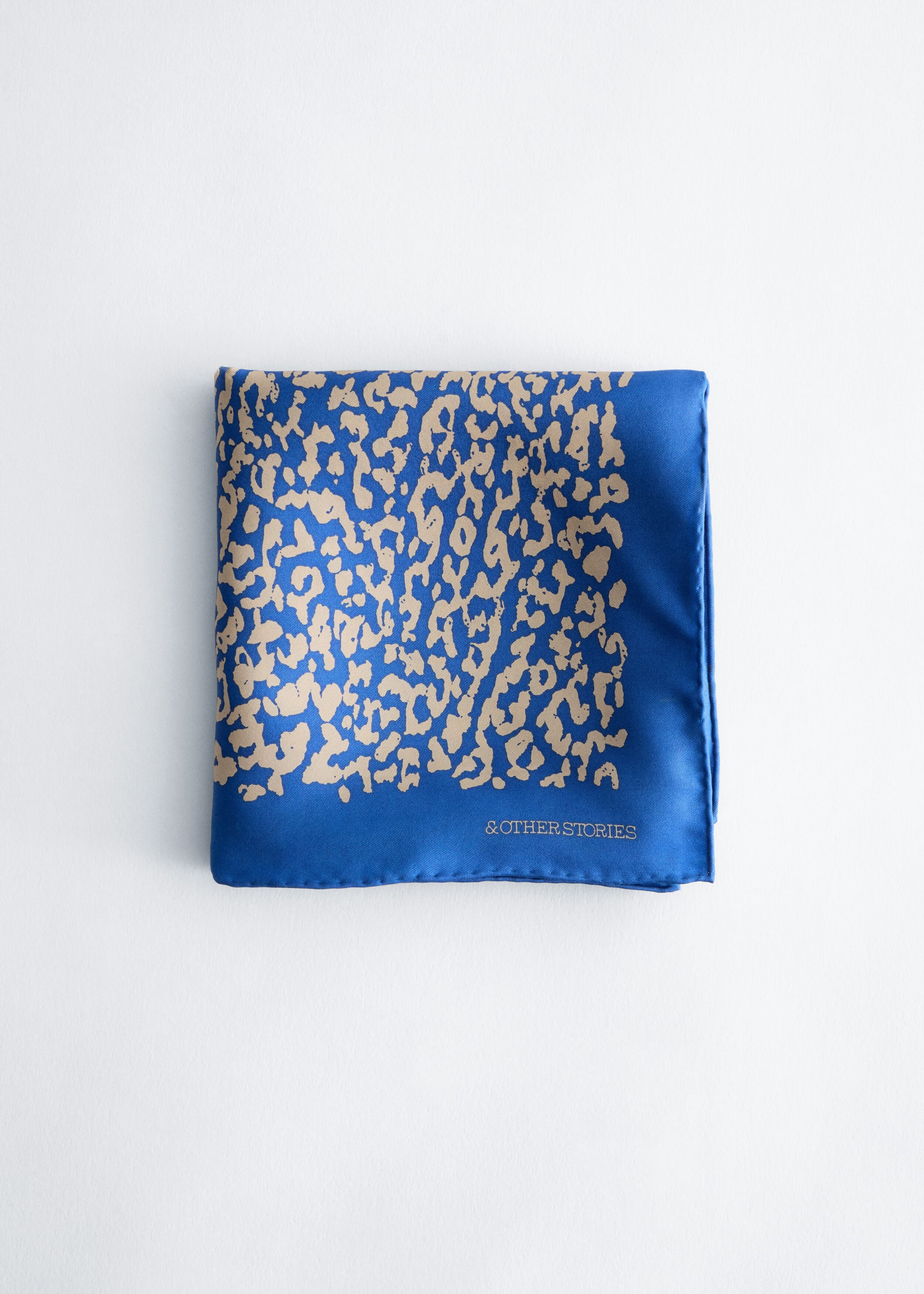 Foulard in seta con stampa - Blu - Natura morta