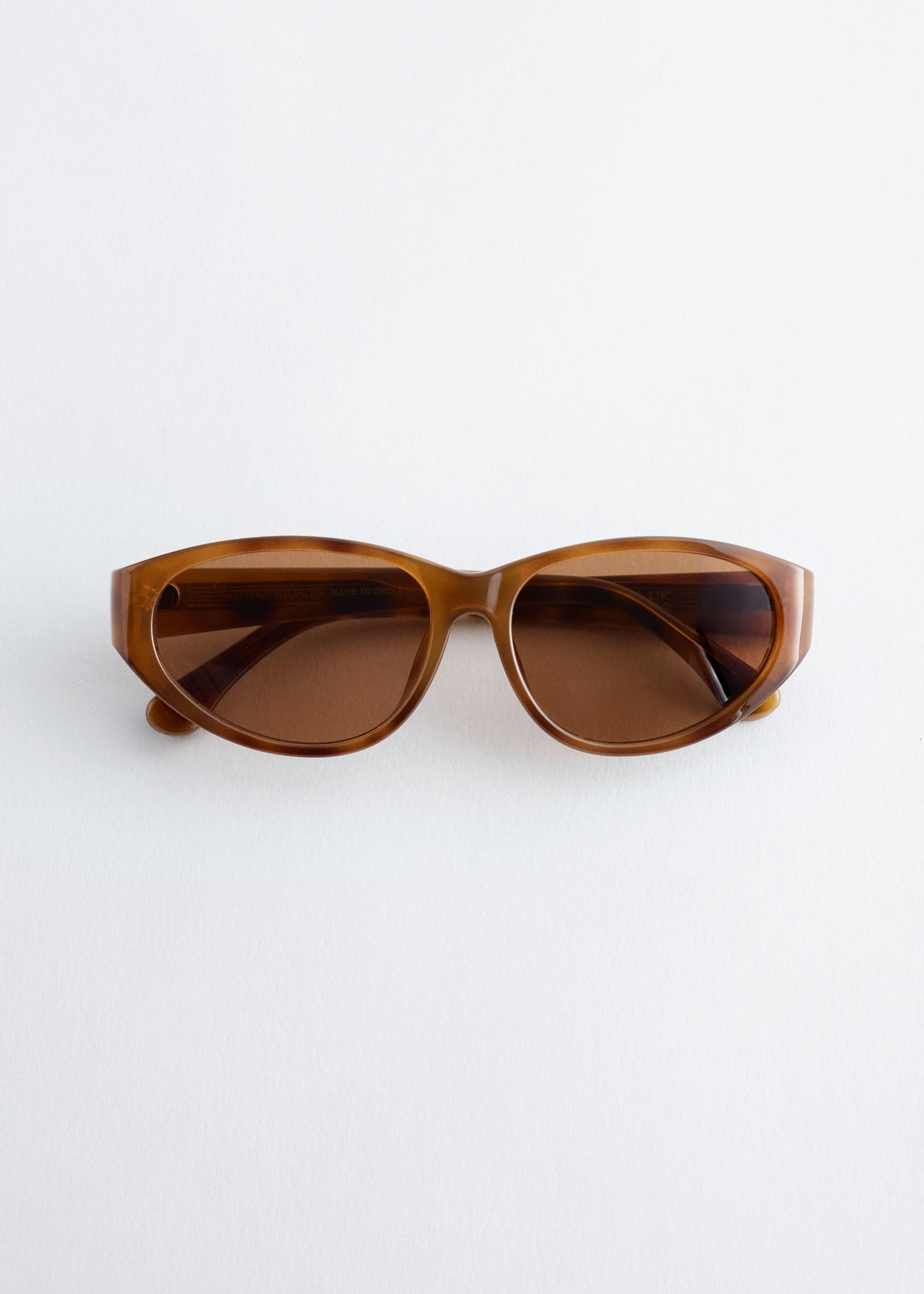 Oval Cat-Eye Sunglasses - Beige - Still Life