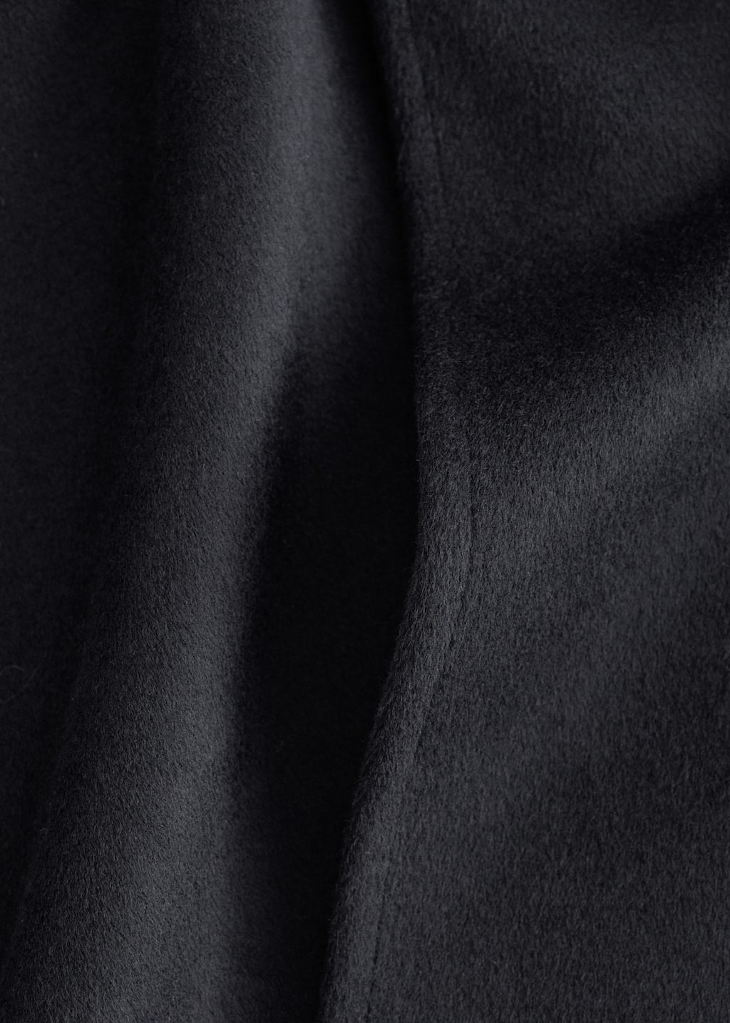 Wool Cape - {{variantName}} - Descriptive Detail