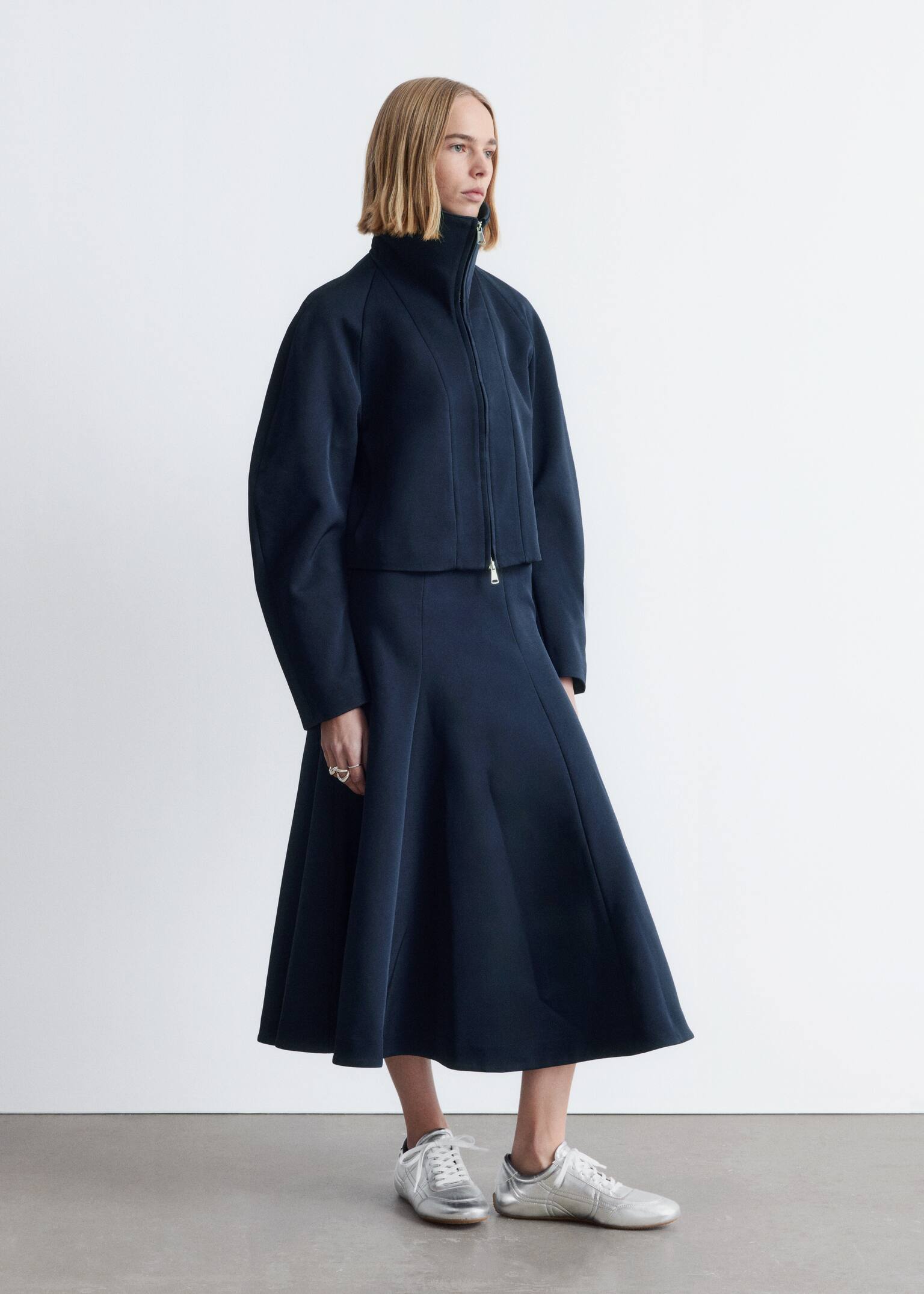 Jacke mit skulpturalen Ärmeln - Navyblau - 4