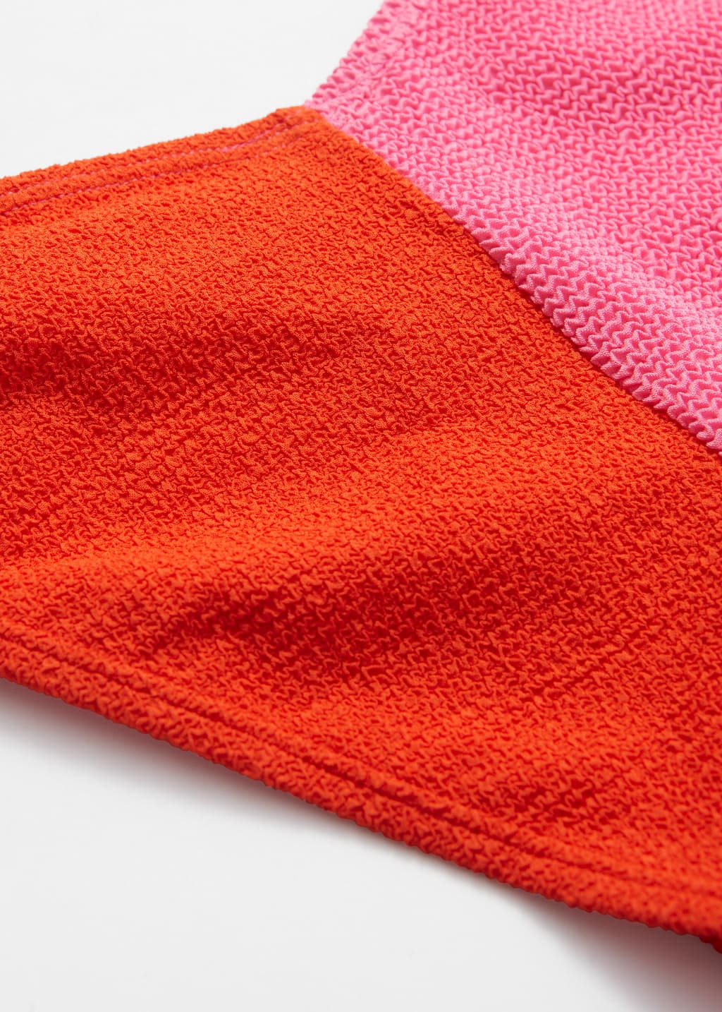 Bas de bikini texturé - {{variantName}} - Descriptive Detail