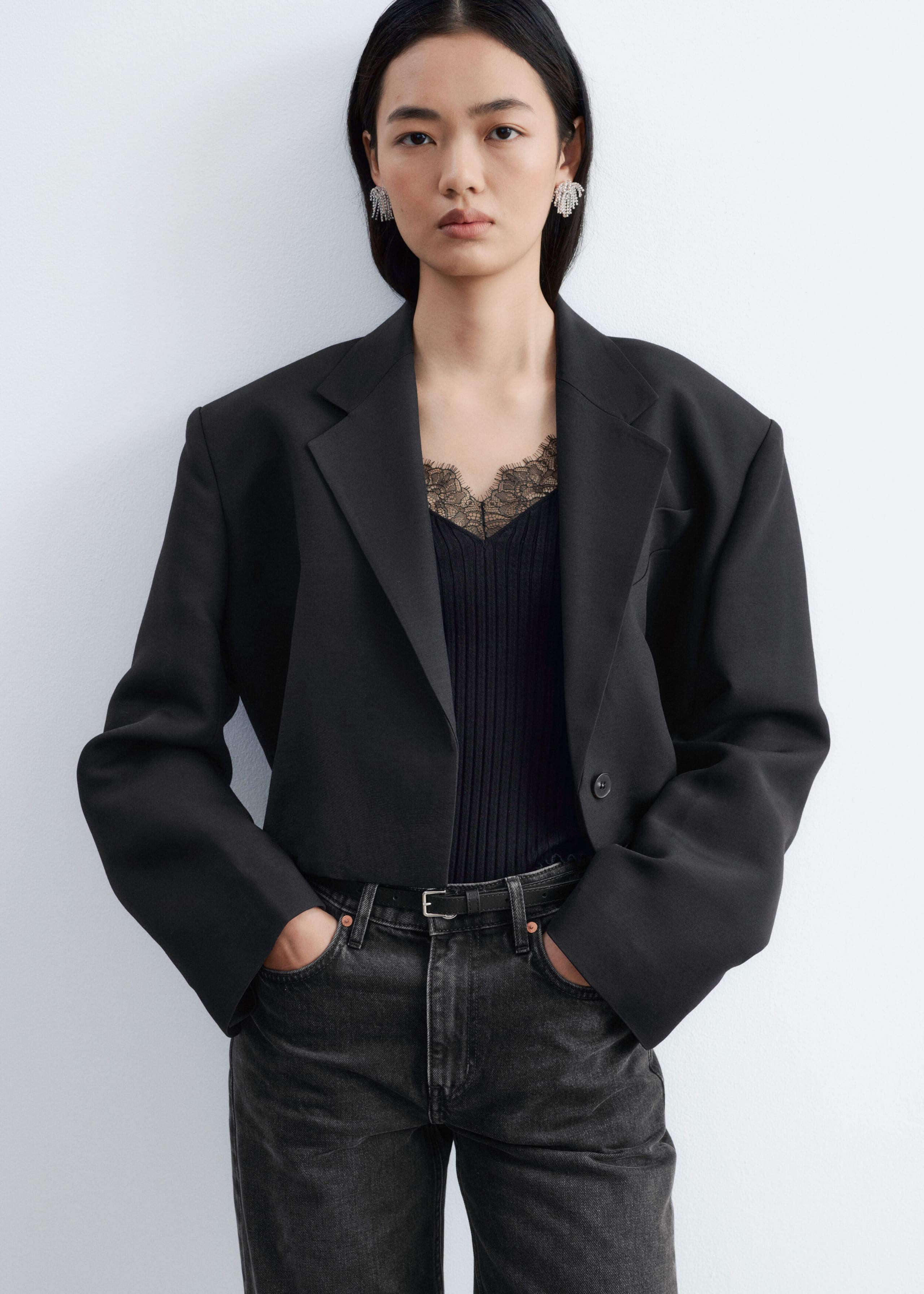 Lace-Trim Tank Top - Black - Lookbook