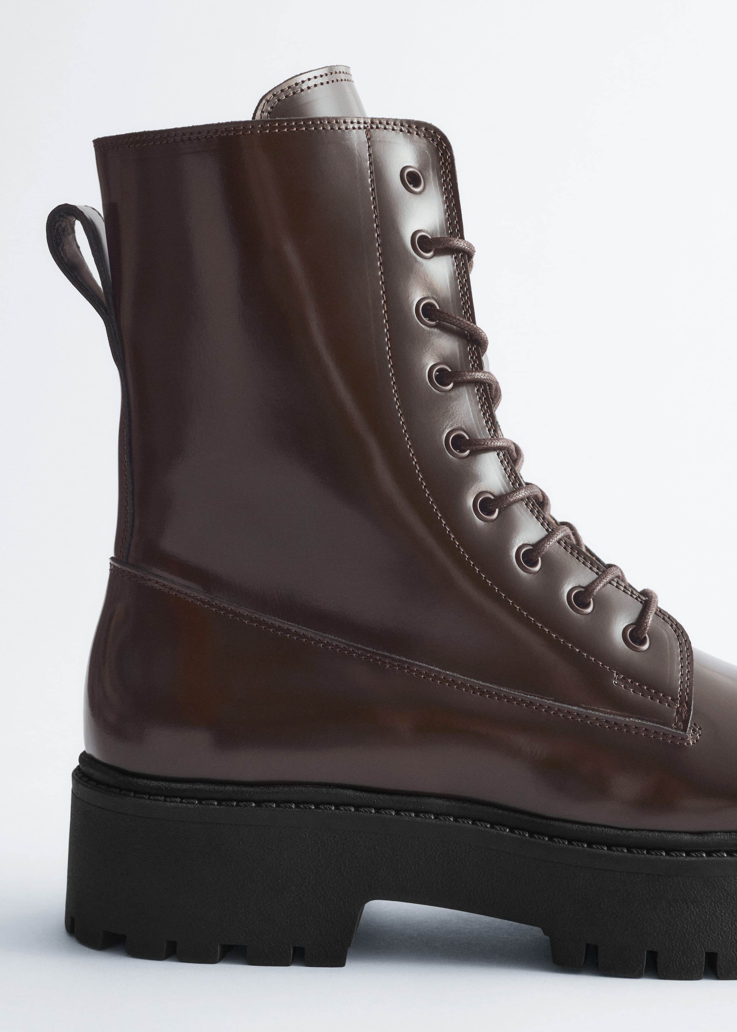 Image of Schnürstiefel aus Leder