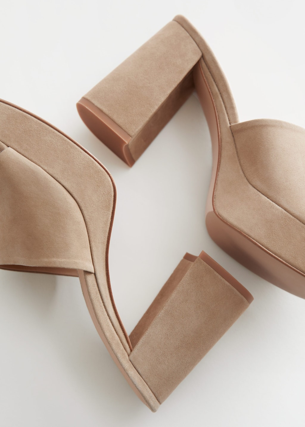 Suede Platform Mule Sandals - {{variantName}} - Descrizione dettagliata