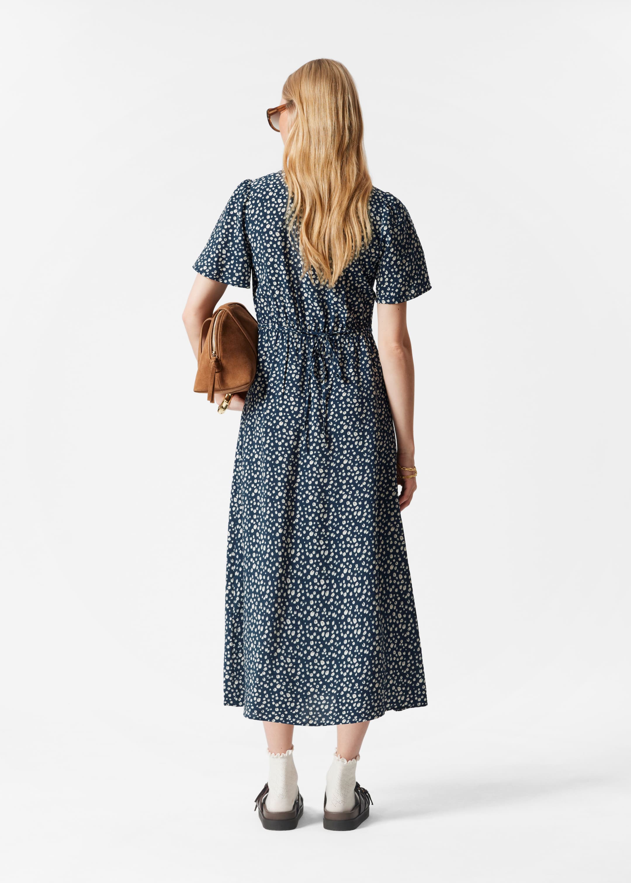 Visualizza immagine più grande: Abito midi con scollo a V - Stampa blu navy - DONNA | H&M IT 3