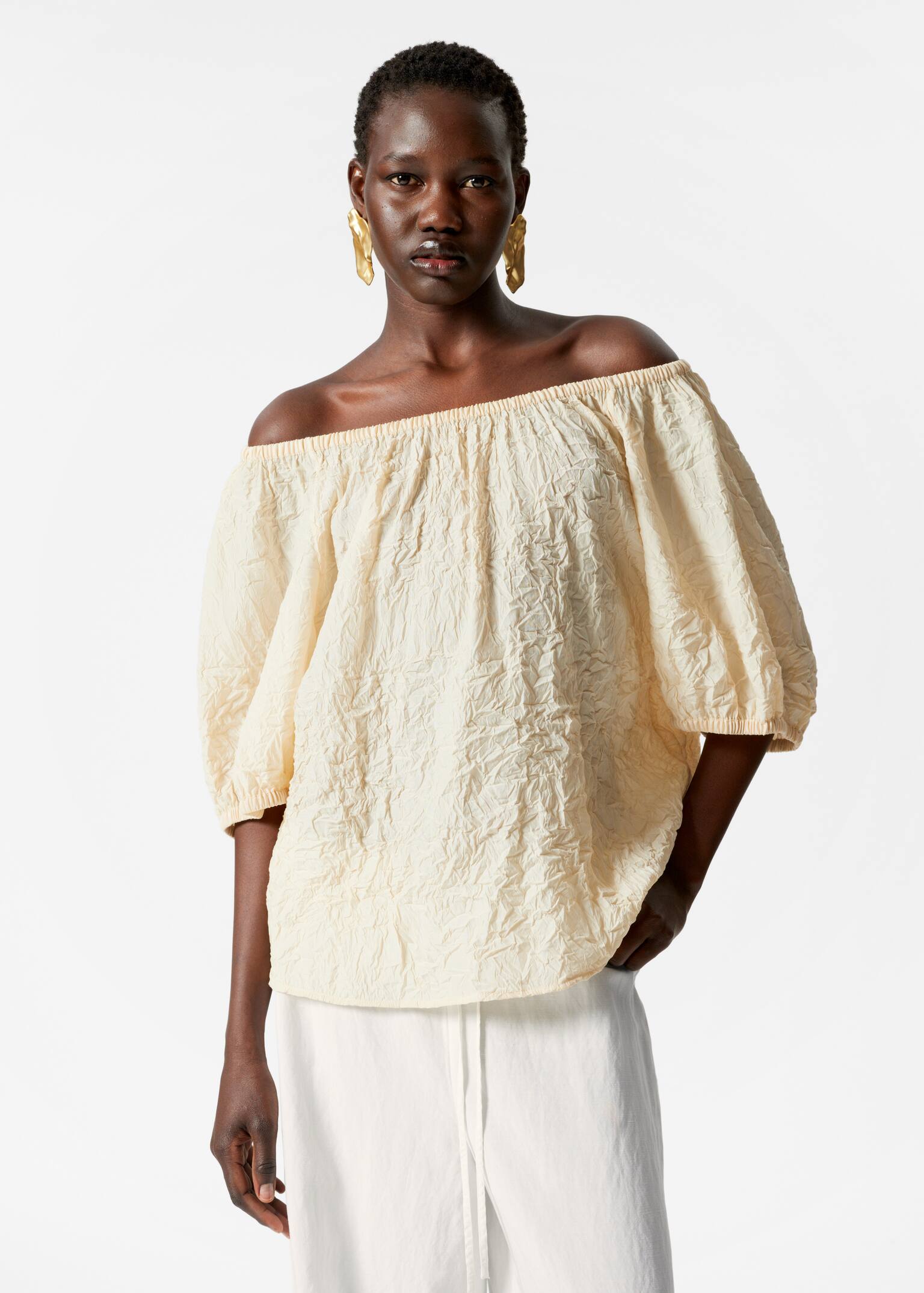 Textured Short-Sleeve Blouse - Beige/Blue