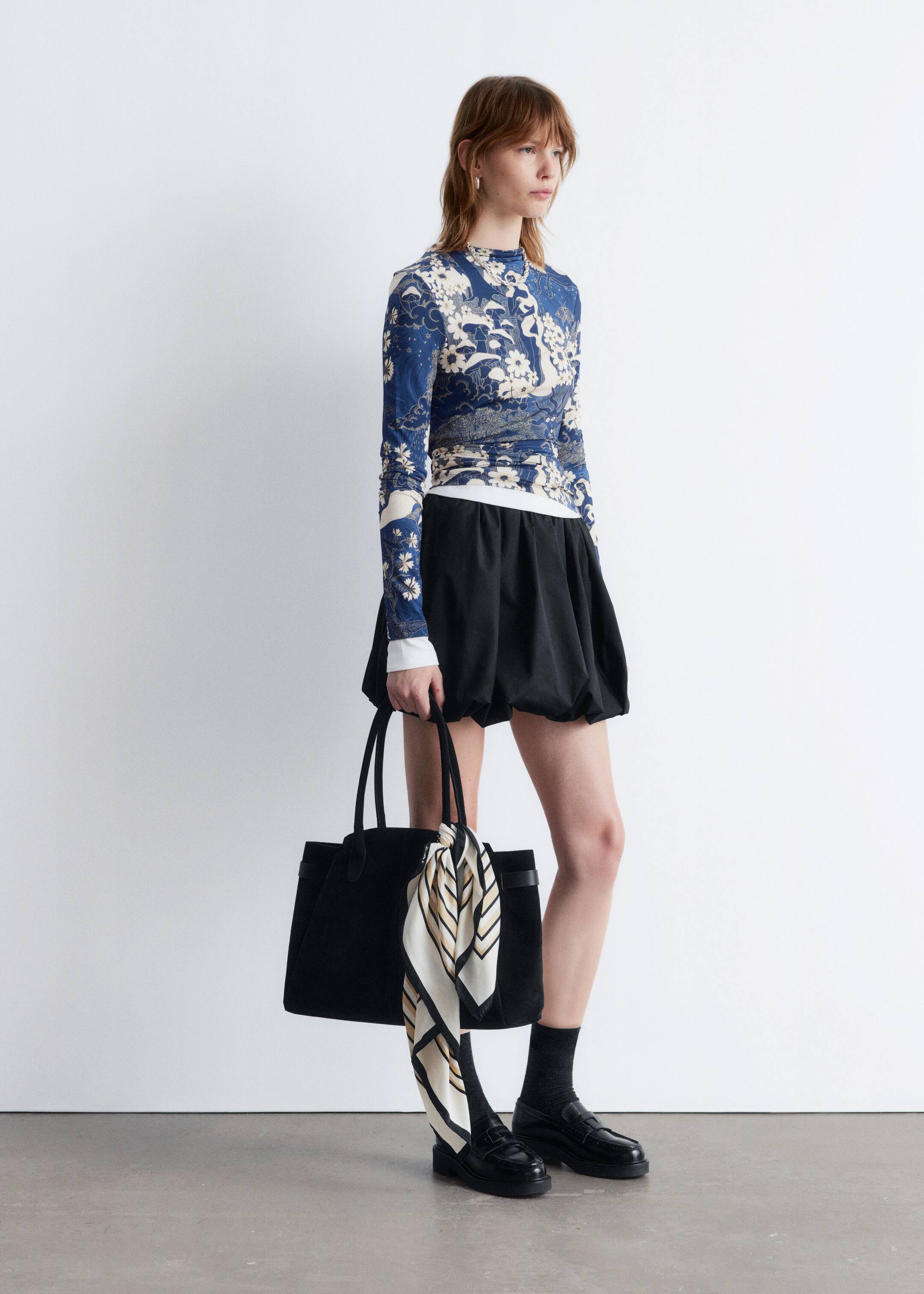 Grotere afbeelding bekijken: Top met opstaande boord - Donkerblauw patroon - DAMES | H&M NL 4