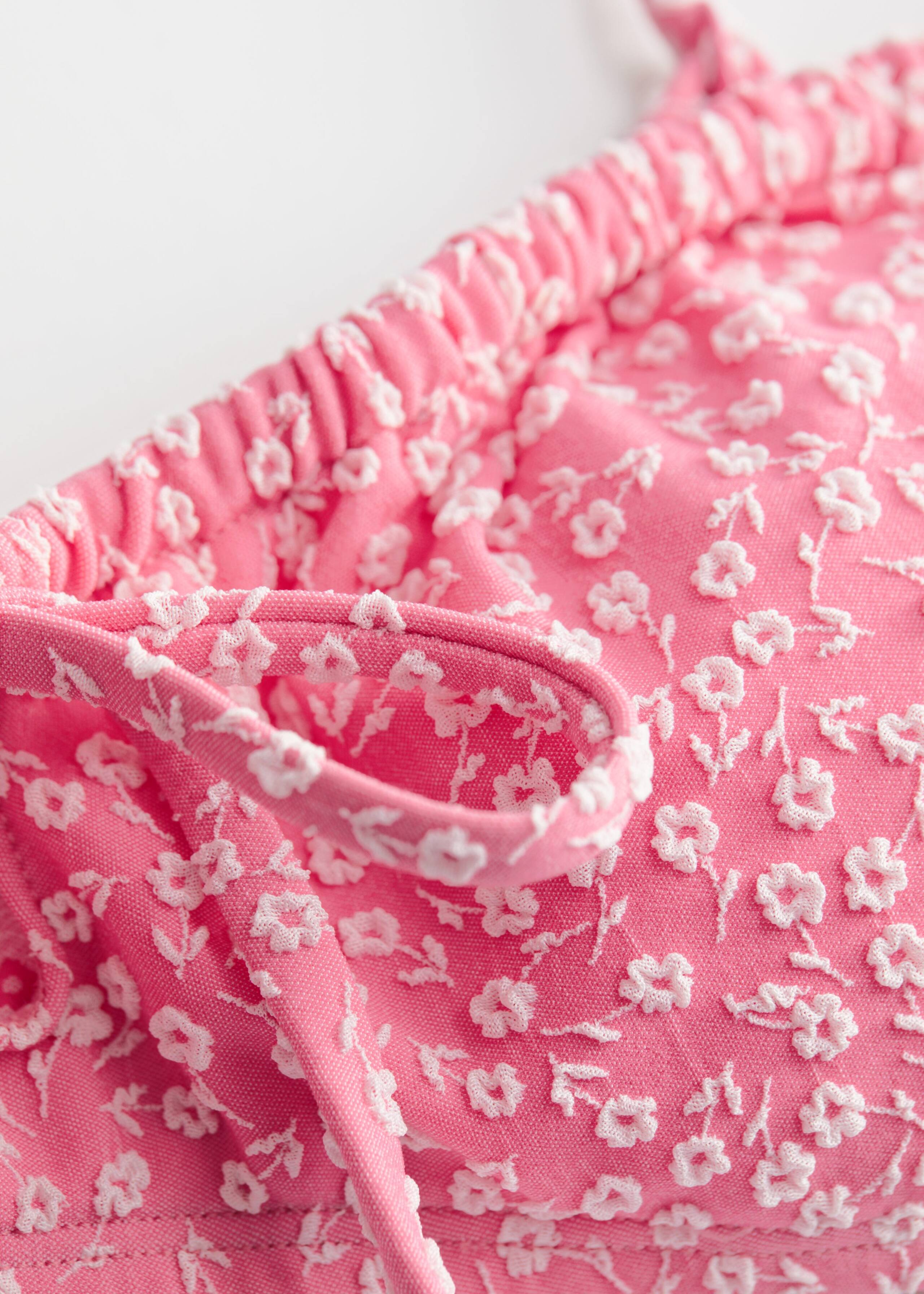 Floral Jacquard Bikini Top - {{variantName}} - Descriptive Detail