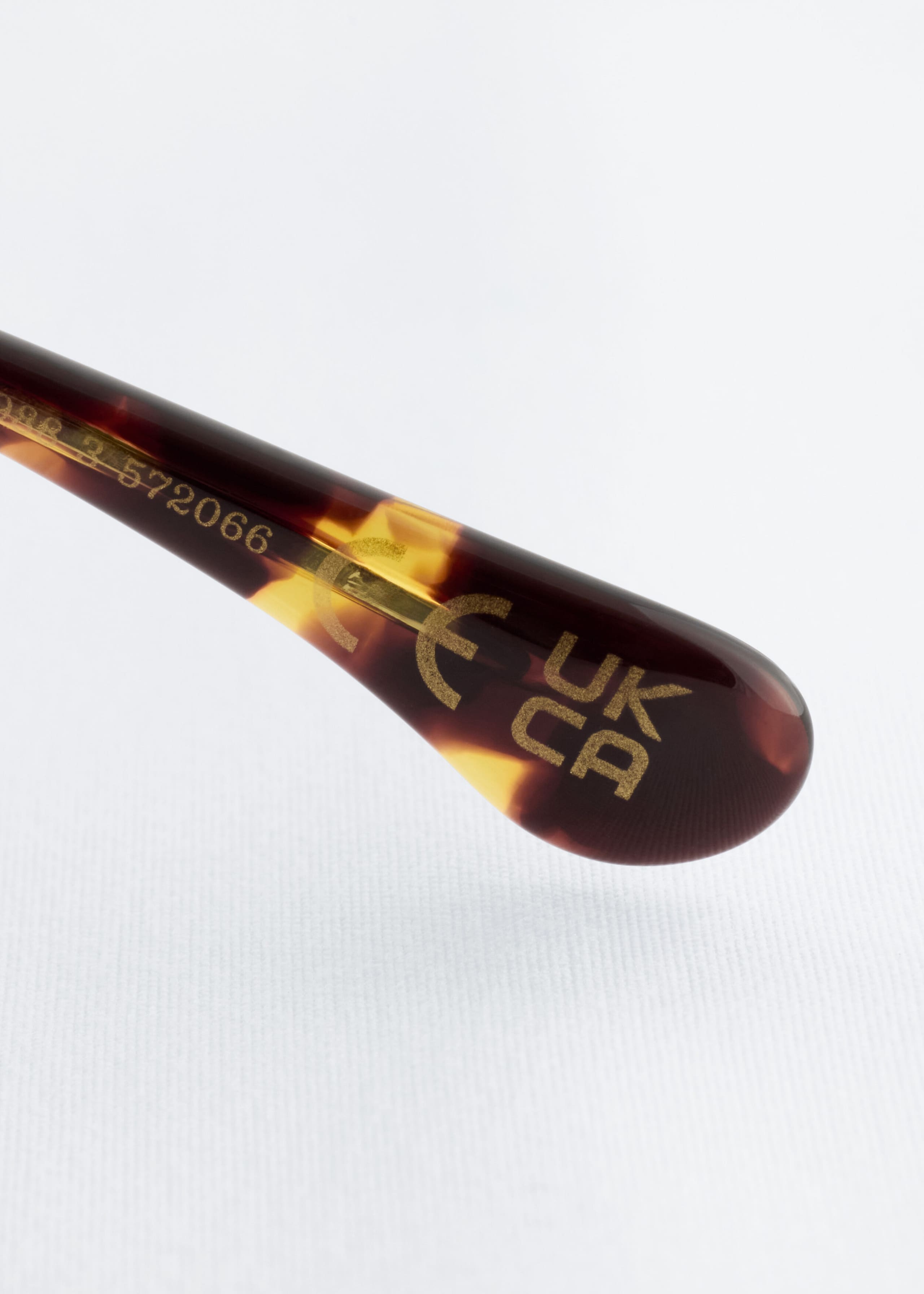 Wrap Sunglasses - Gold - Still Life