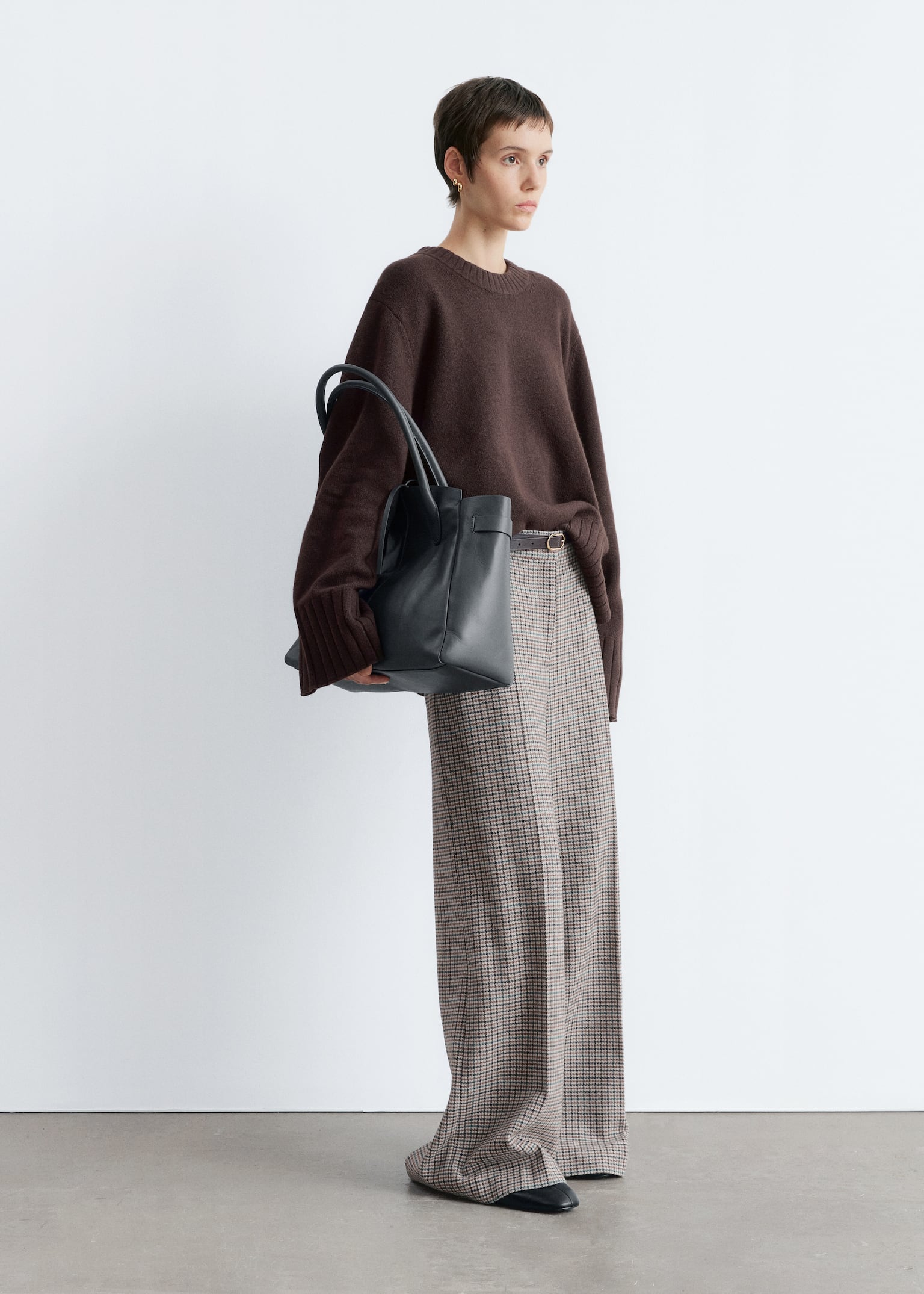 Relaxed Knit Sweater - Dark Brown/White - 6