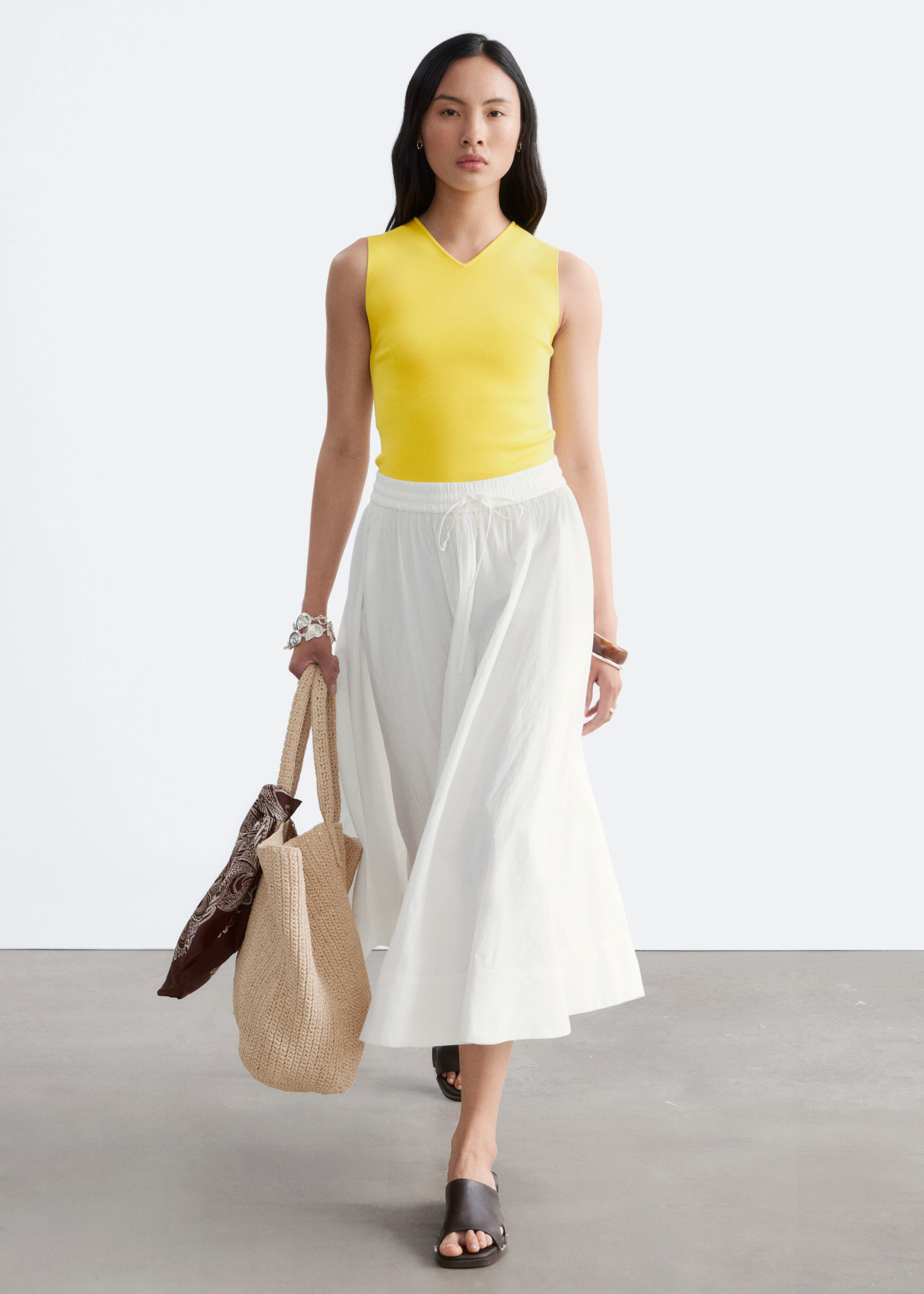 Sleeveless V-Neck Knitted Top - Black - Lookbook