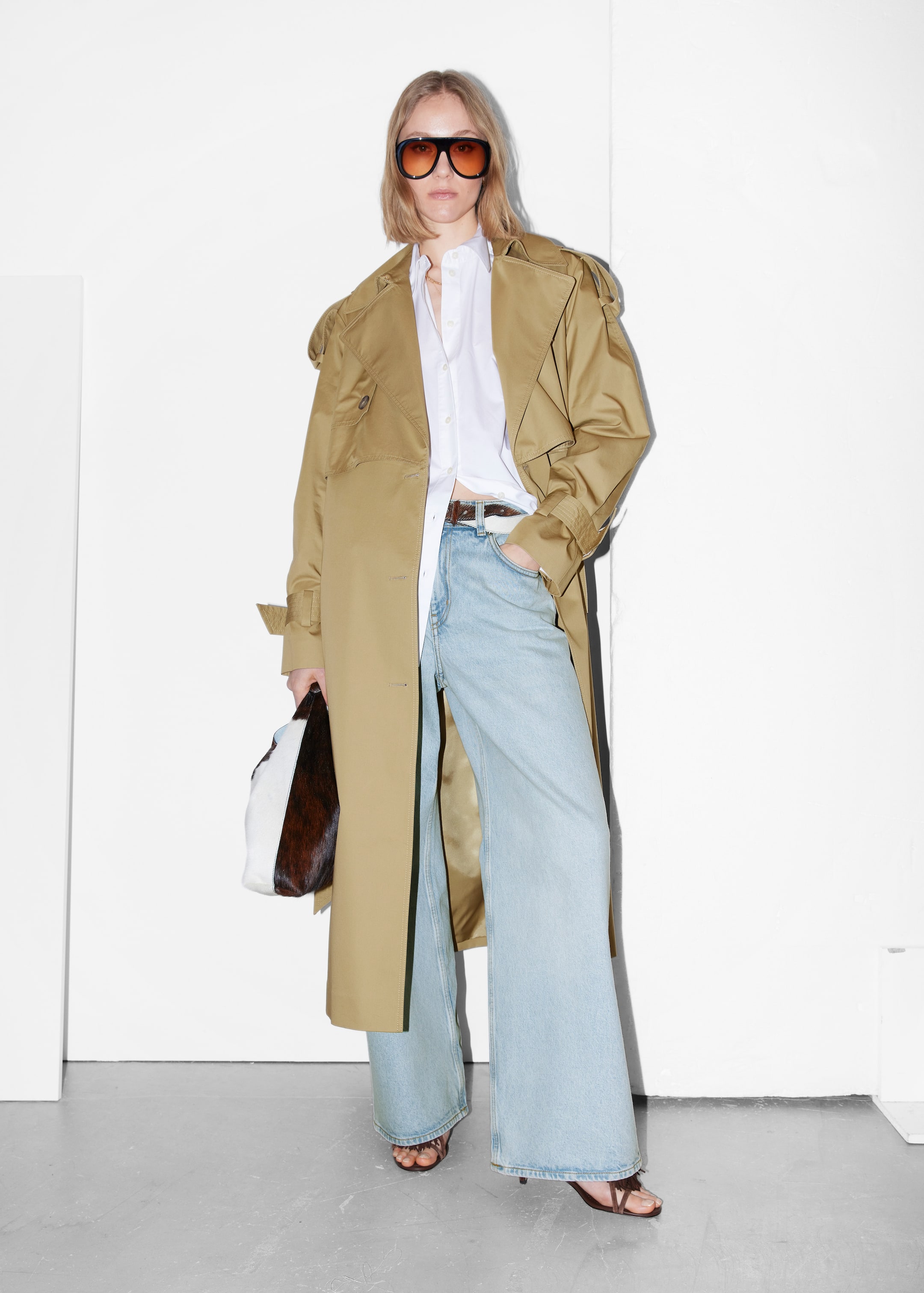 Grösseres Bild ansehen: Trenchcoat mit Gürtel - Khaki - DAMEN | H&M CH 3