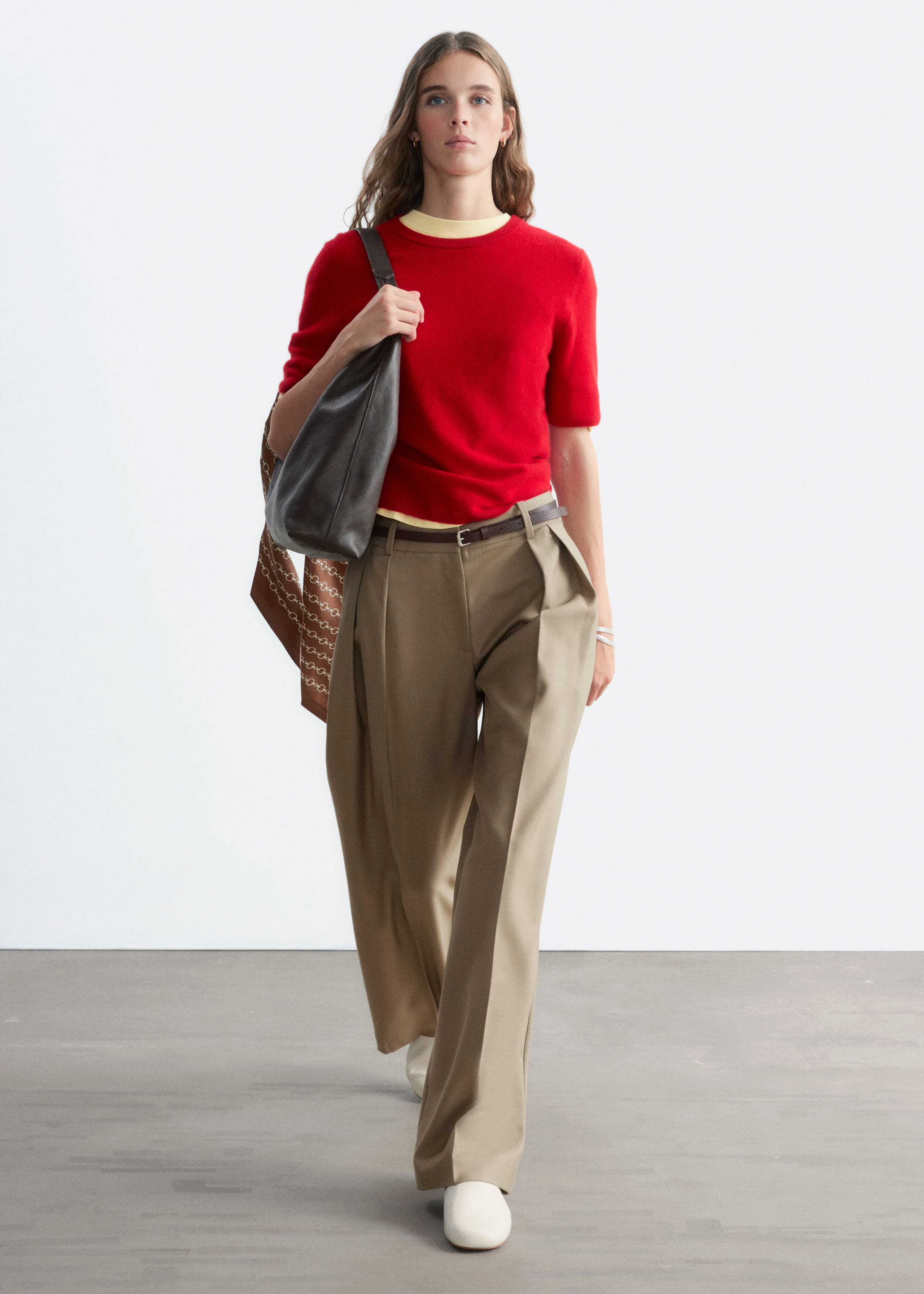 Short-Sleeve Cashmere Top - Blue - Lookbook