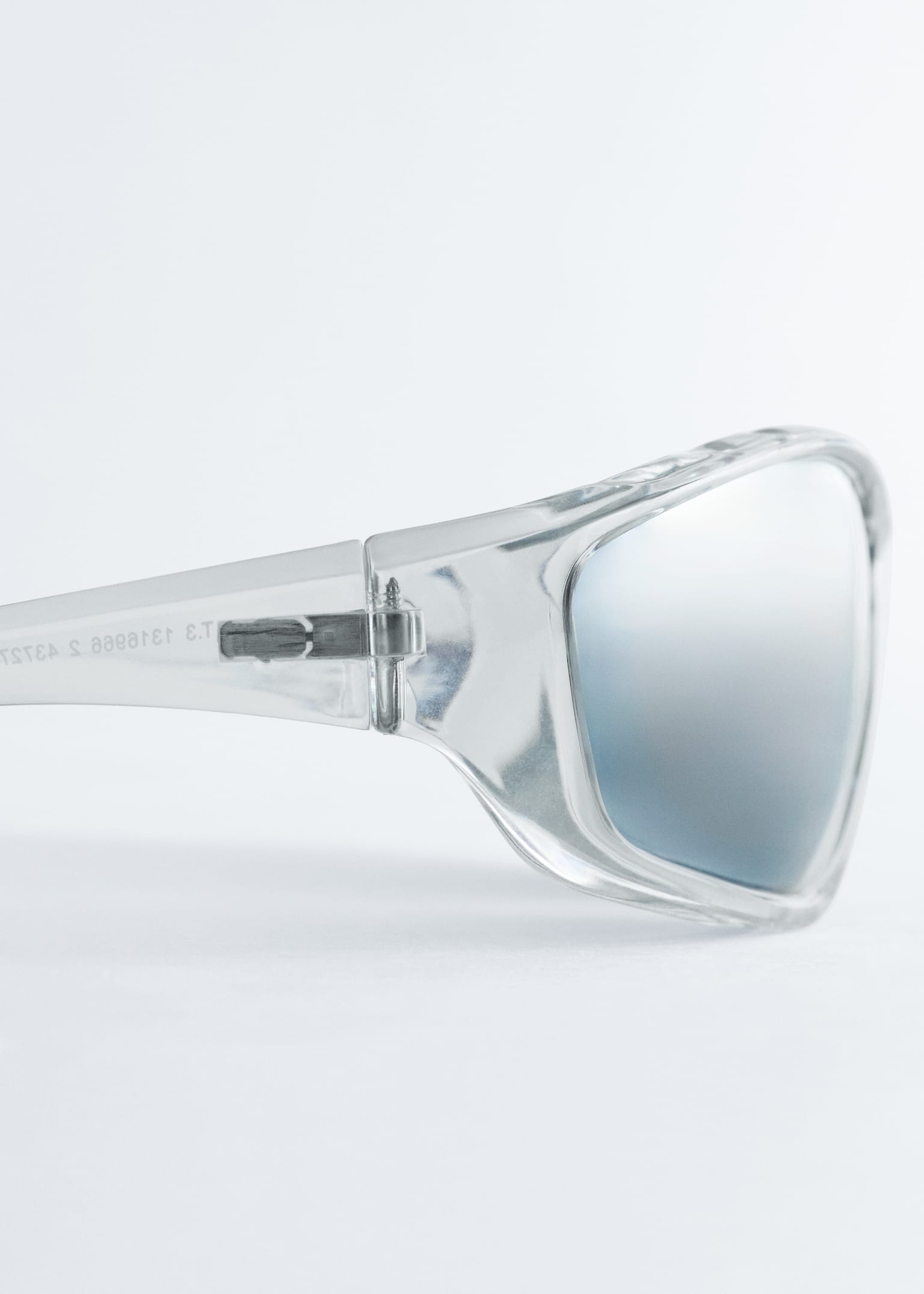 Sporty Sunglasses - Transparent/Light Grey - 3