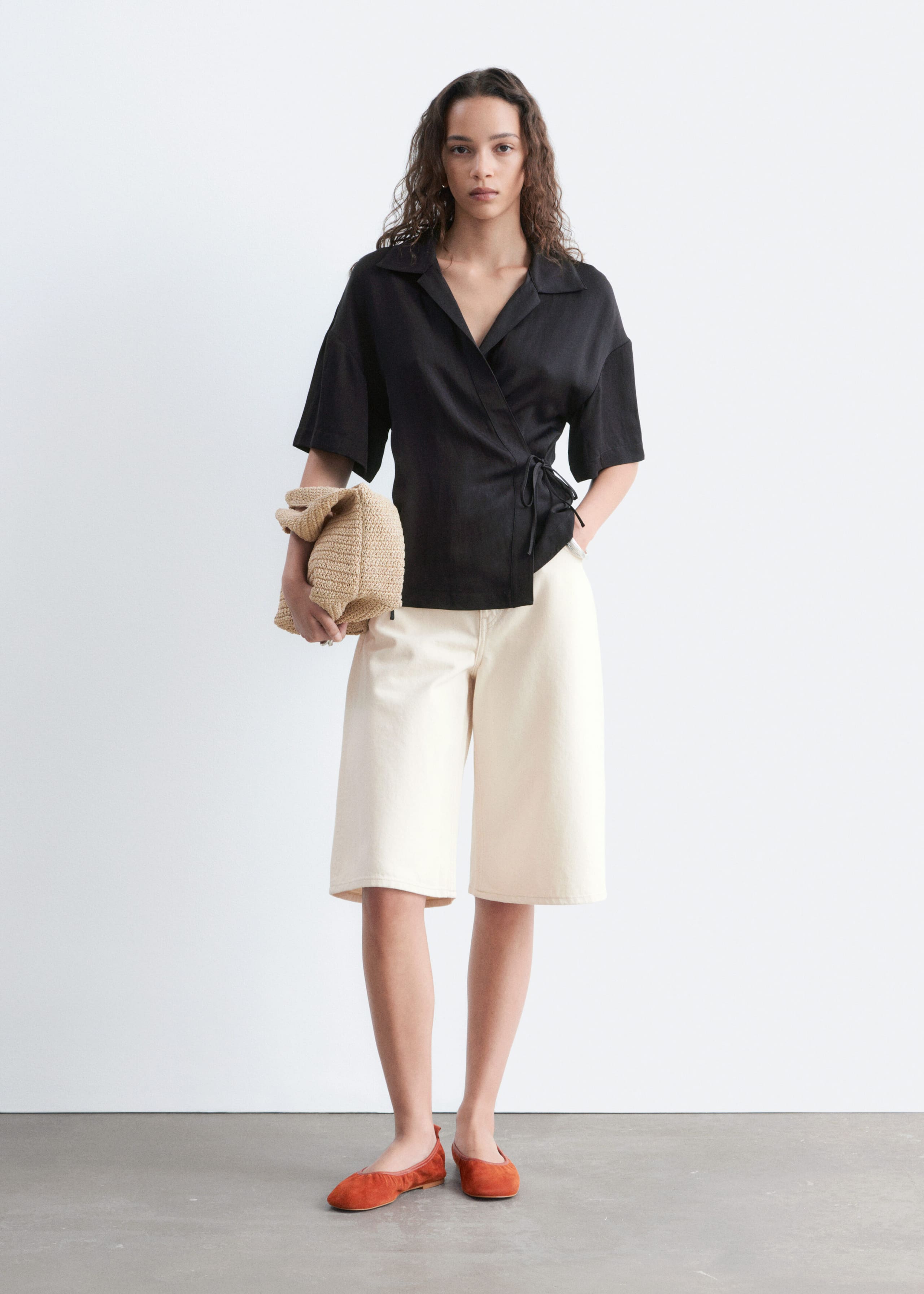 Wrap Short-Sleeve Shirt - Black - Lookbook