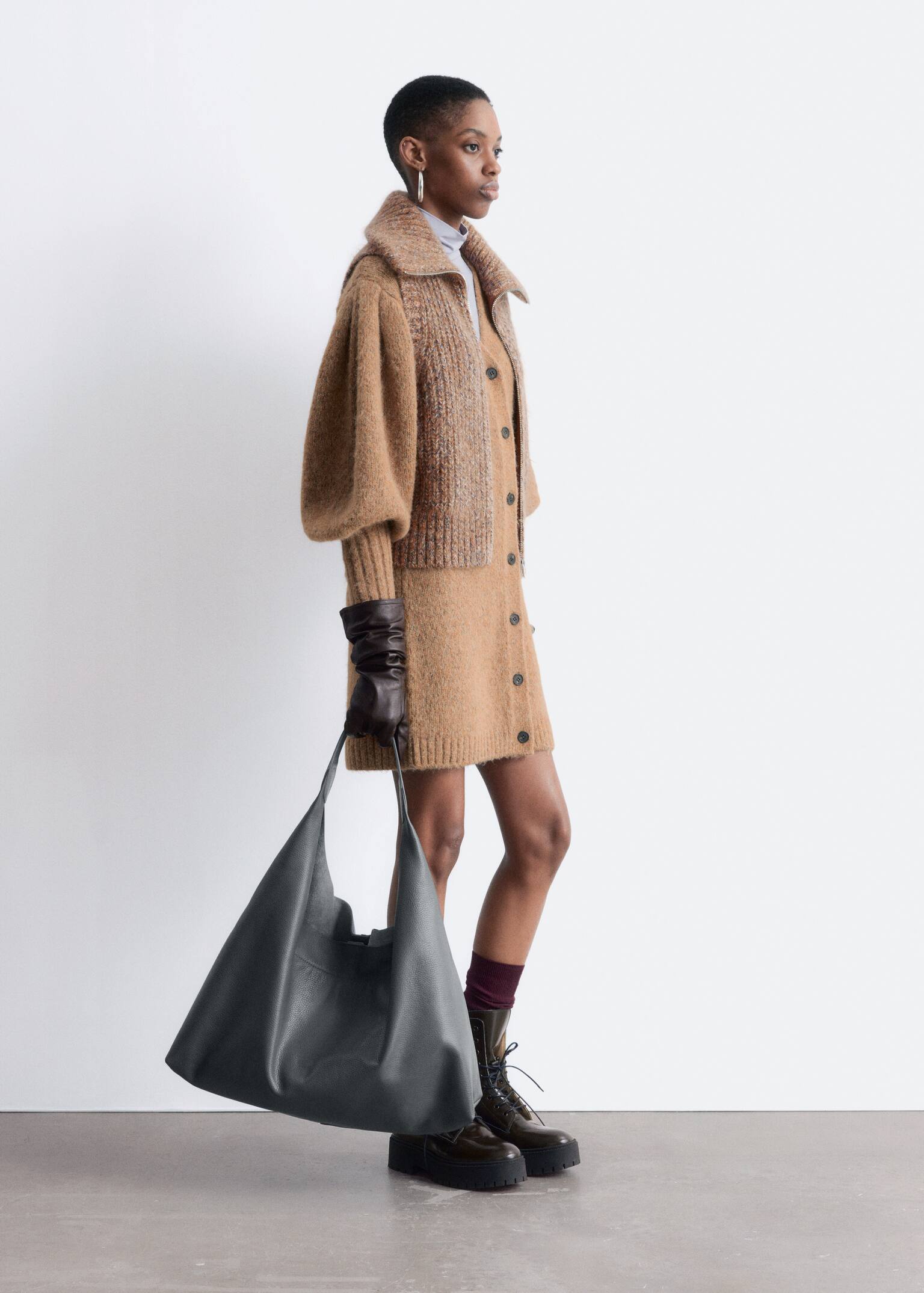Knitted Zip-Up Vest - Brown - 6