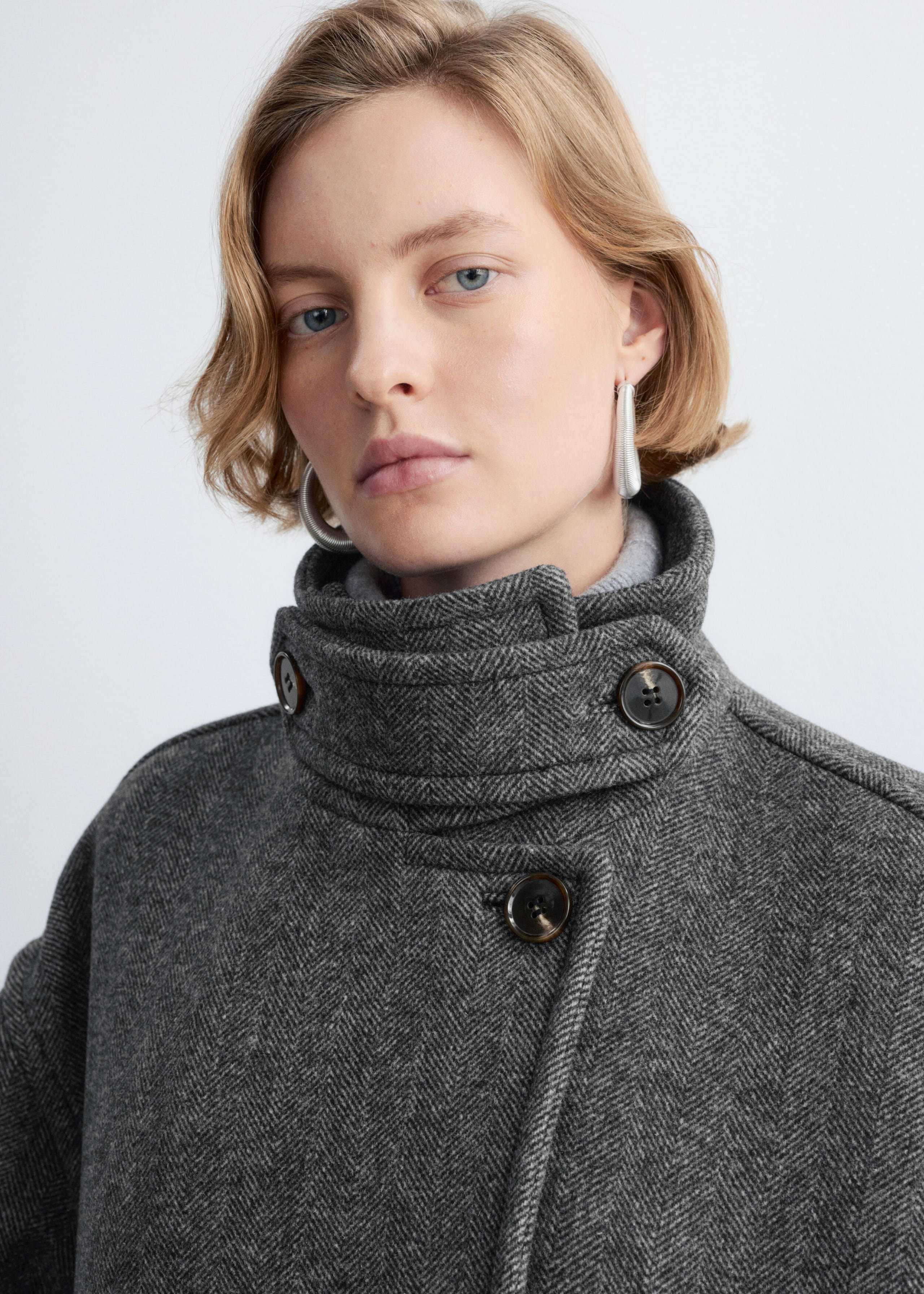 Coil Hoop Earrings - Silver - Lookbook
