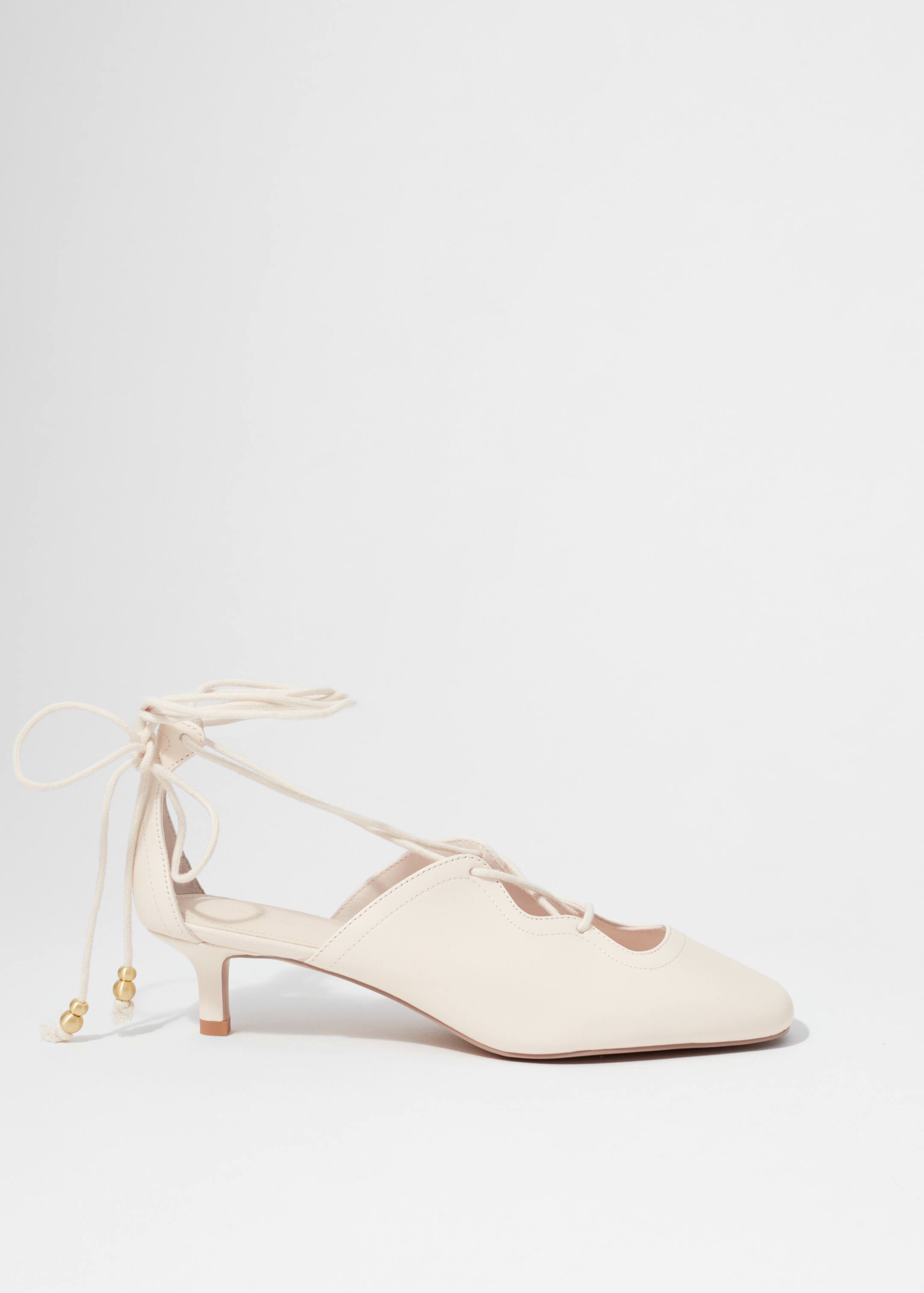 Zobrazit větší obrázek: Kožené šněrovací lodičky - Krémová - ŽENY | H&M CZ 3