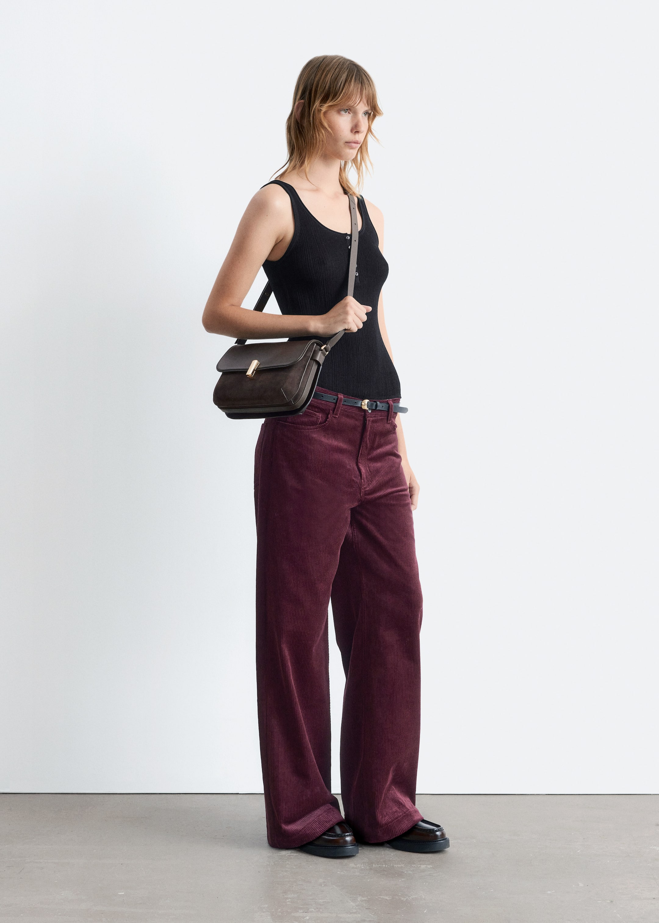 Vis større bilde: Vide kordfløyelsbukser - Mørkerød - DAME | H&M NO 3
