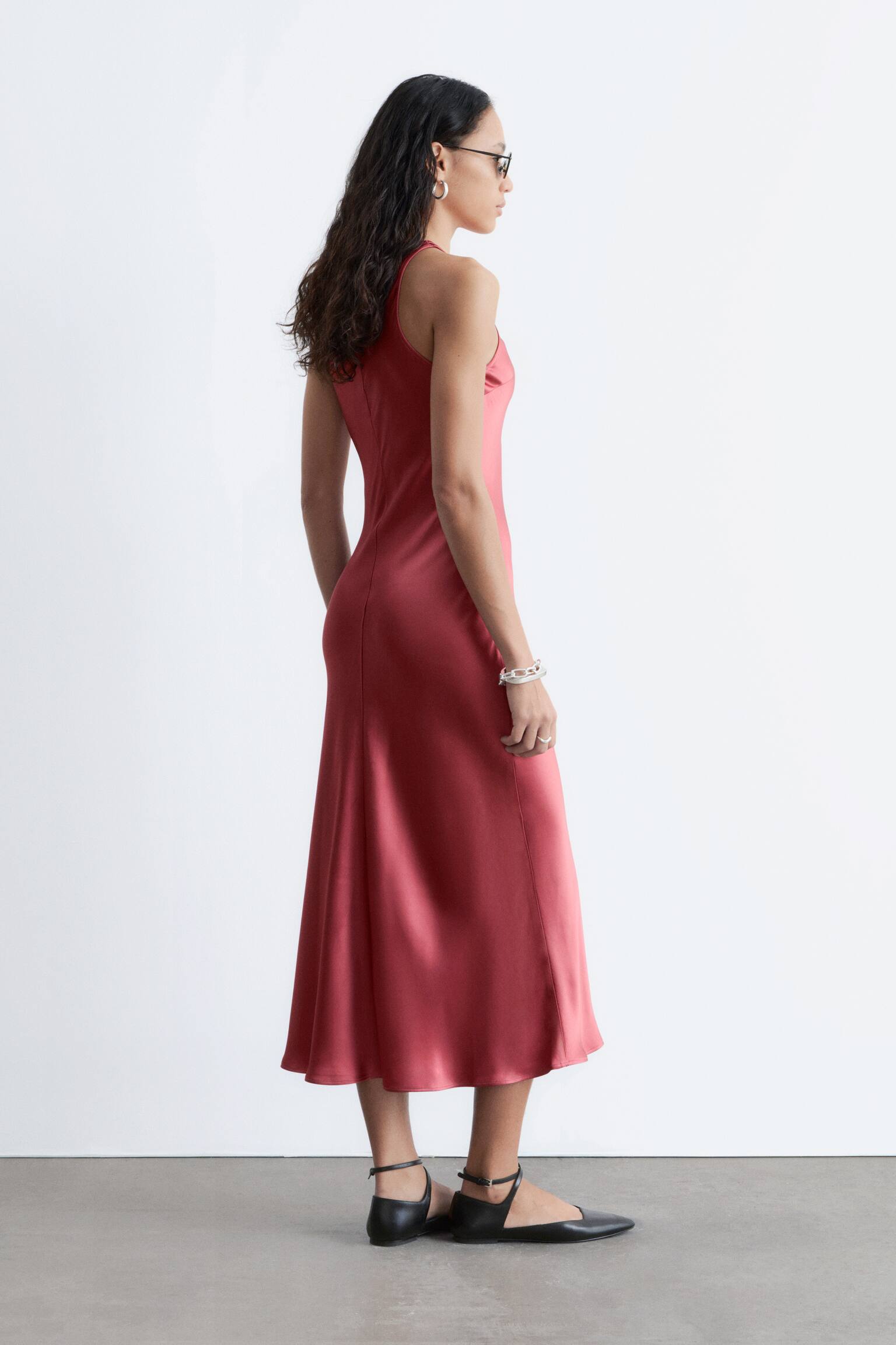 Mouwloze satijnen midi-jurk - Donkerroze/Dark Brown - 4