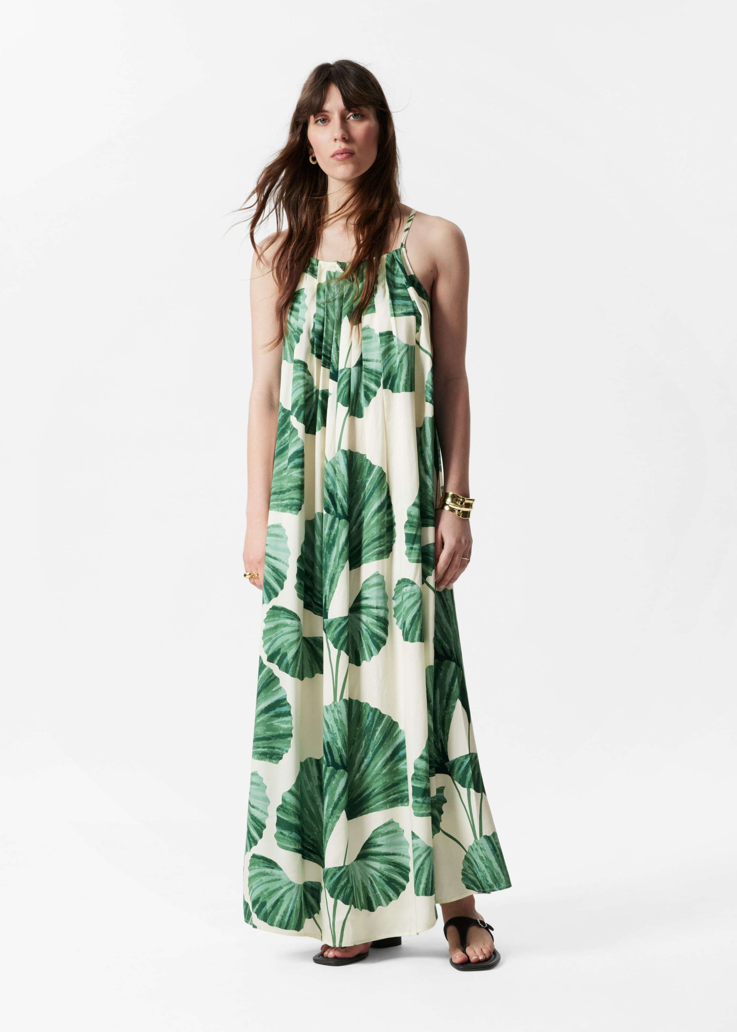 Maxivestido plisado con cuello halter - Green Florals - Lookbook