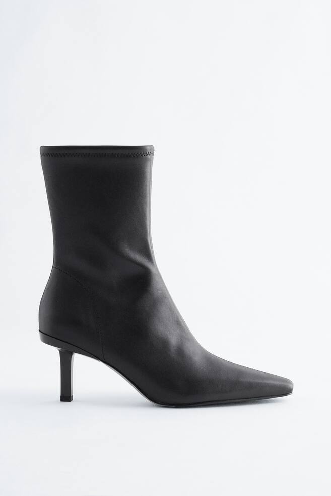 Ankle Boots aus Leder mit Stretch-Anteil - Schwarzes Leder - 1