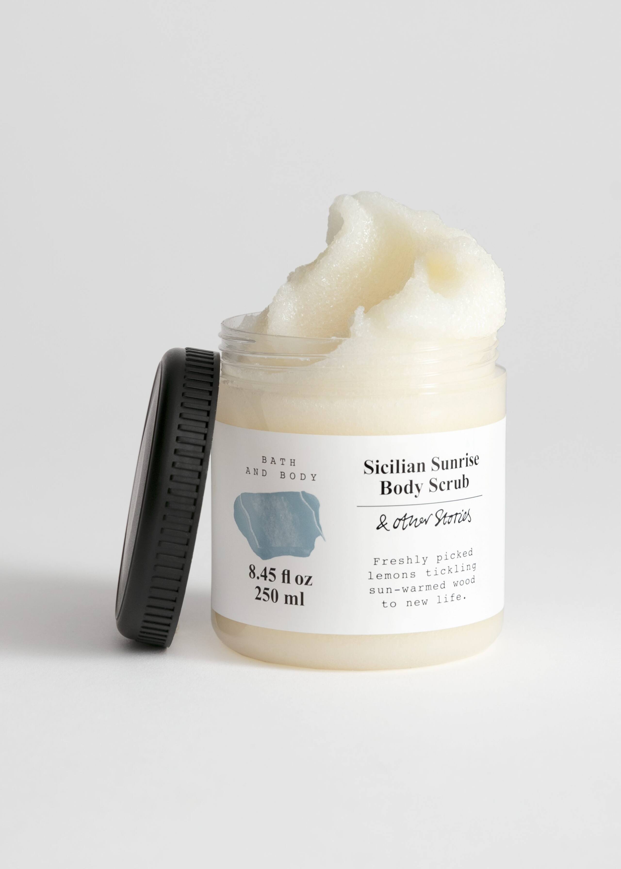 Body Scrub - Rose Revival - Still Life