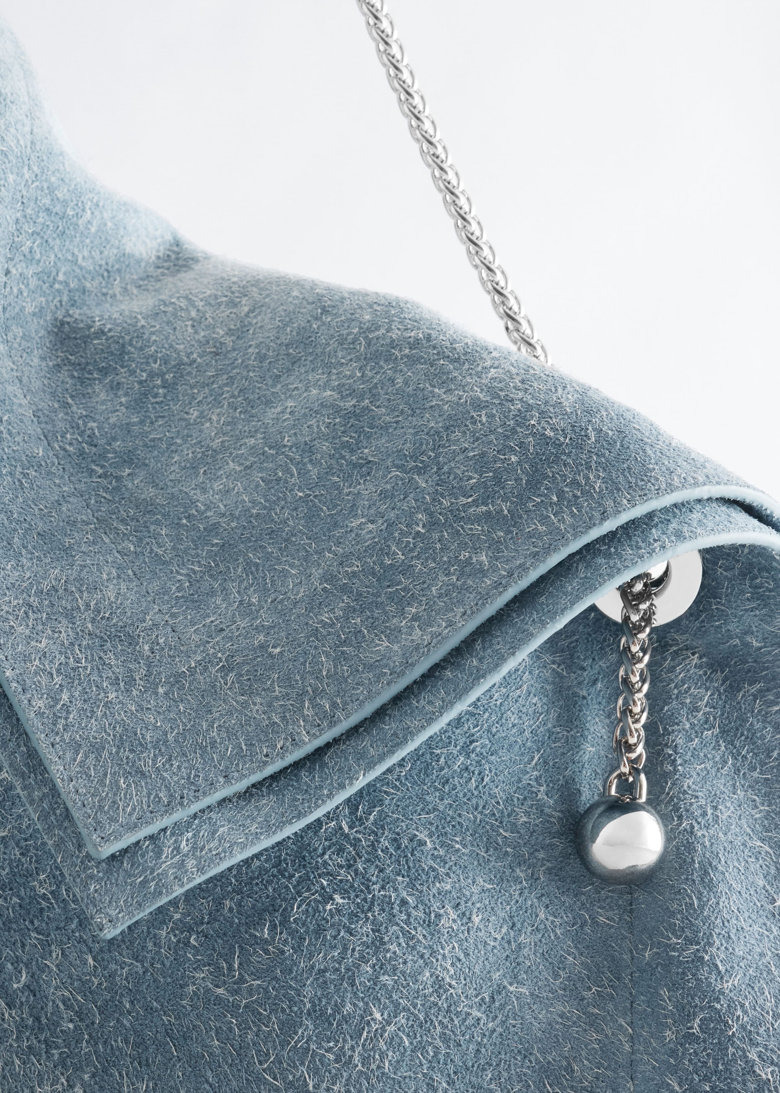 Slouchy Shoulder Bag - {{variantName}} - Descriptive Detail