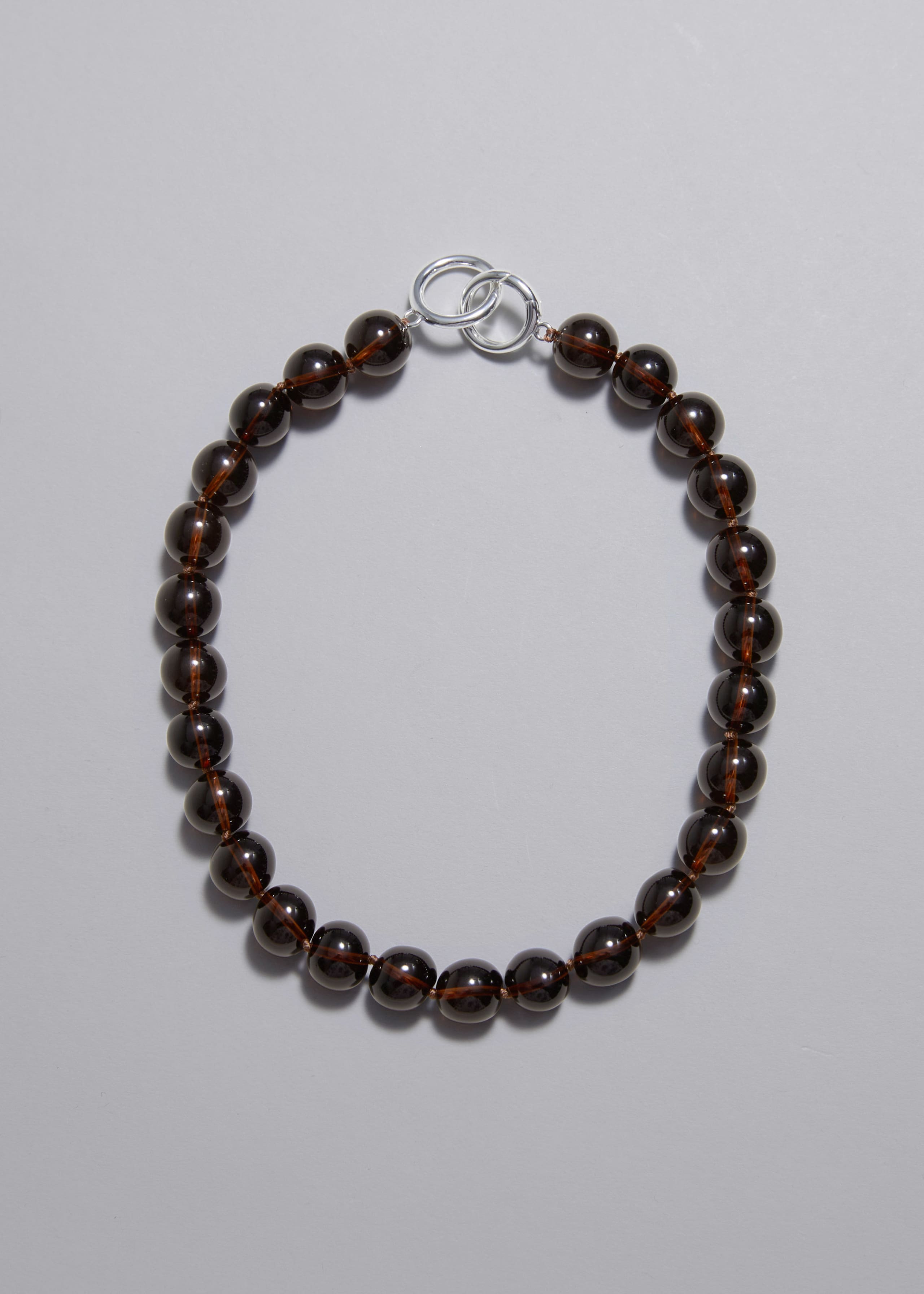 Collier court en perles de pierre - Ambre - Still Life