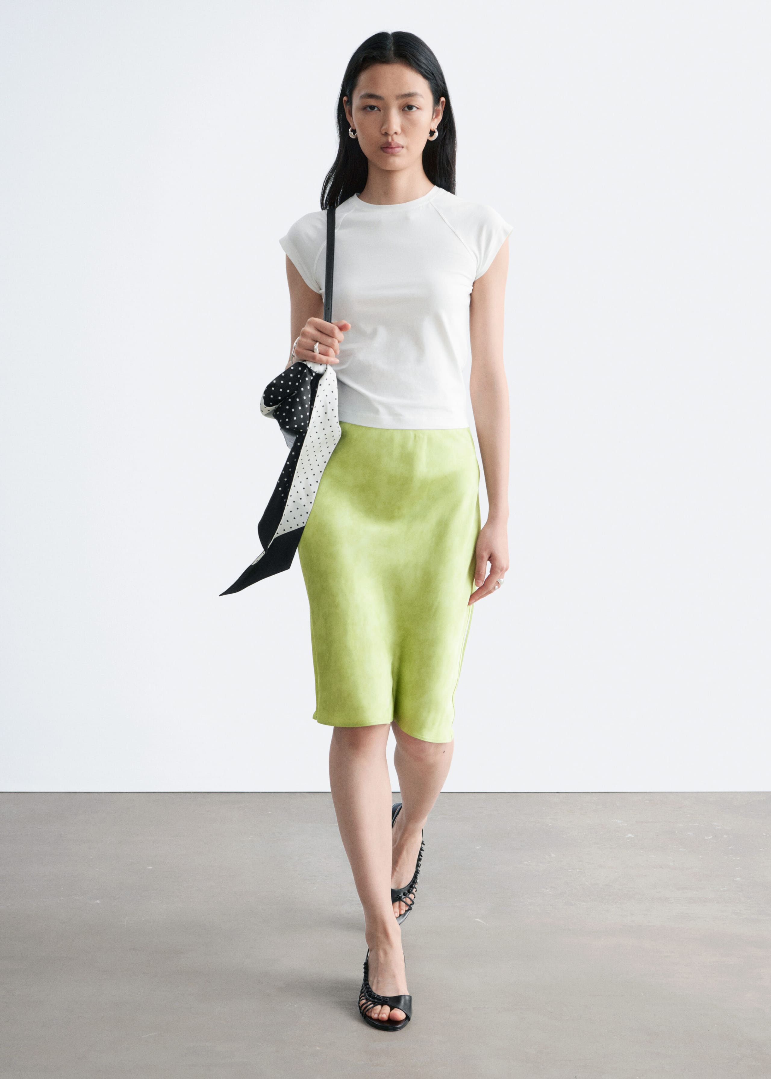 Eng anliegendes Jersey-T-Shirt - Weiß - Lookbook