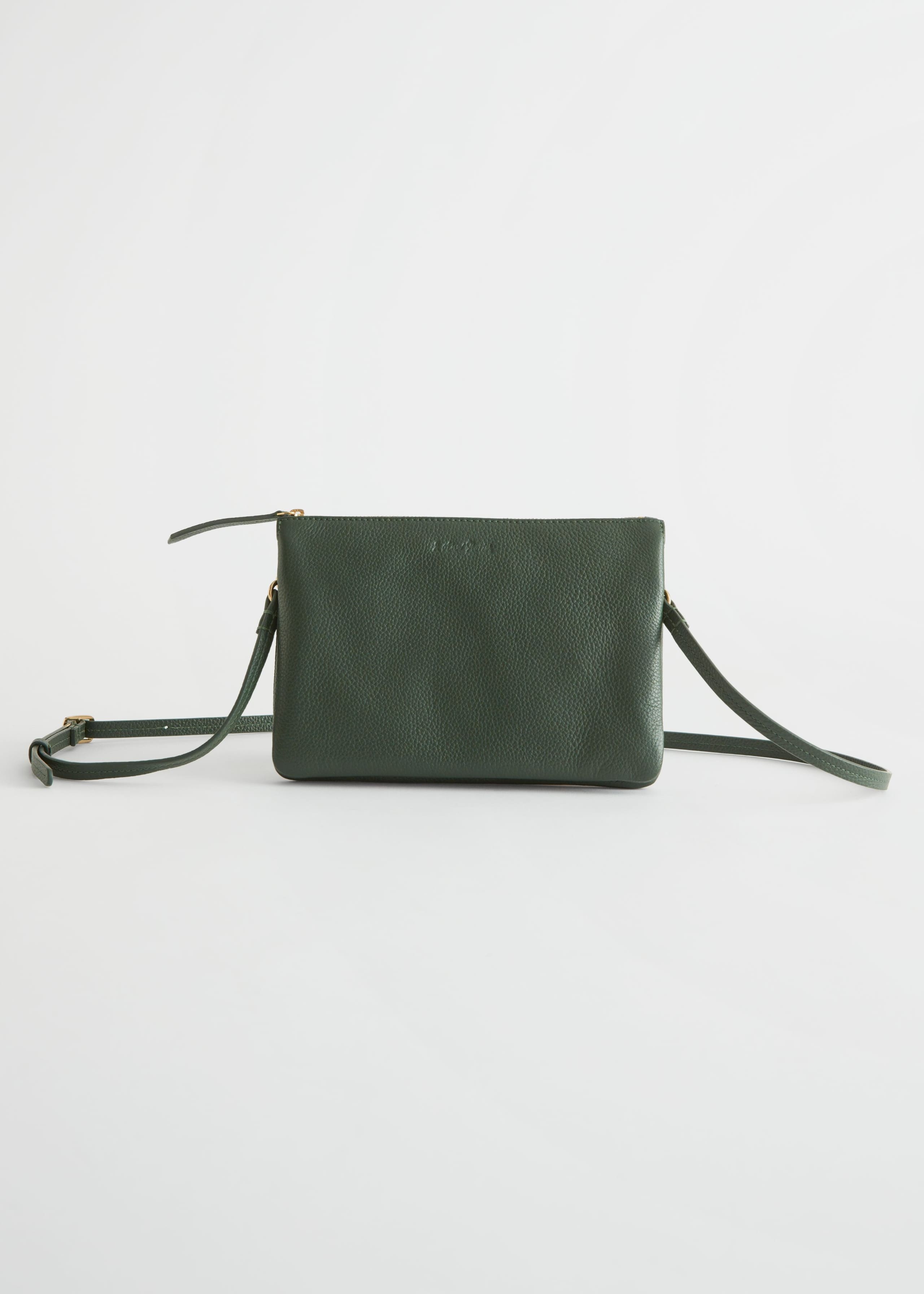 Borsa a tracolla piccola in pelle - Bottle Green - Natura morta