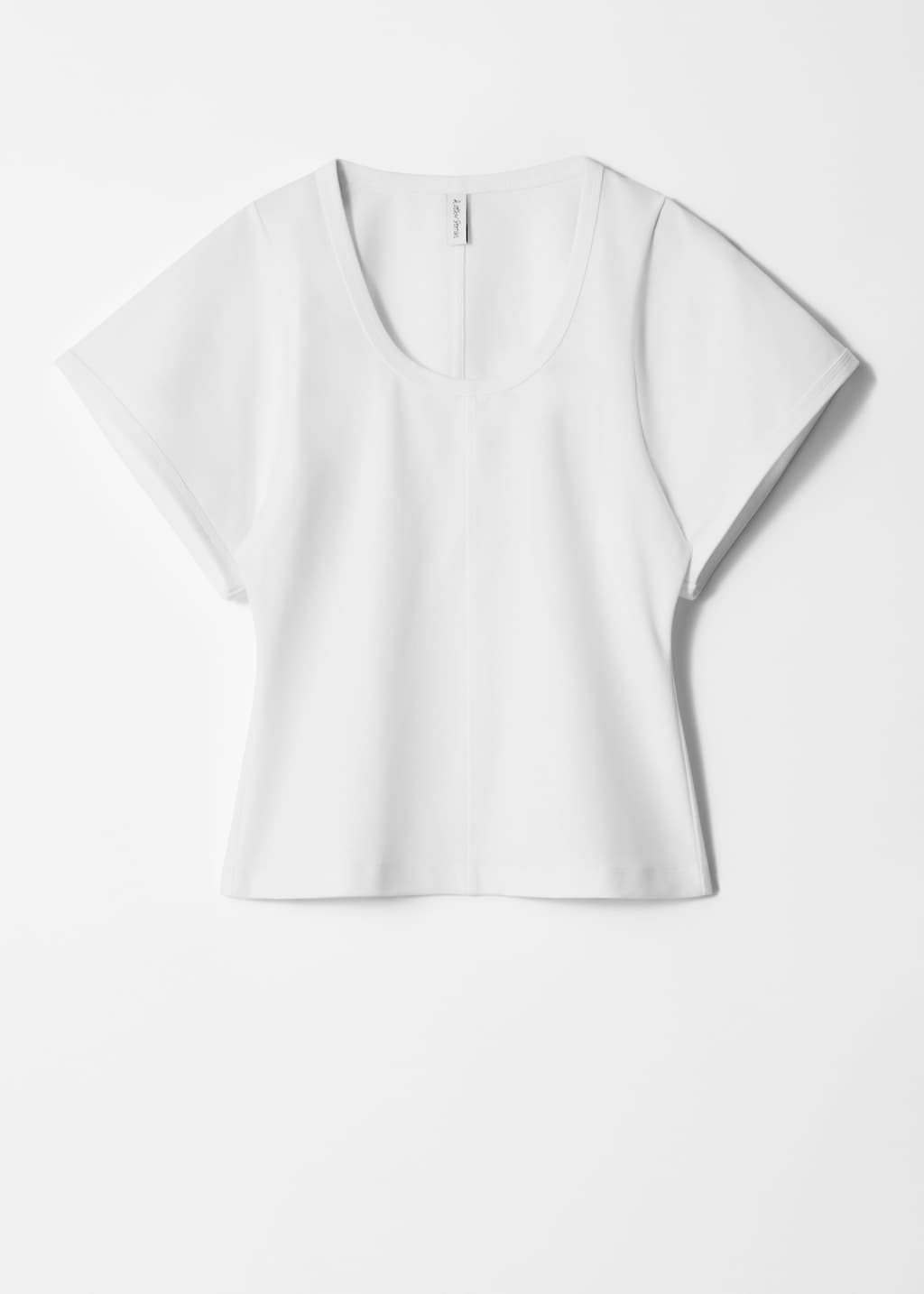 Image of T-Shirt mit tiefem Ausschnitt