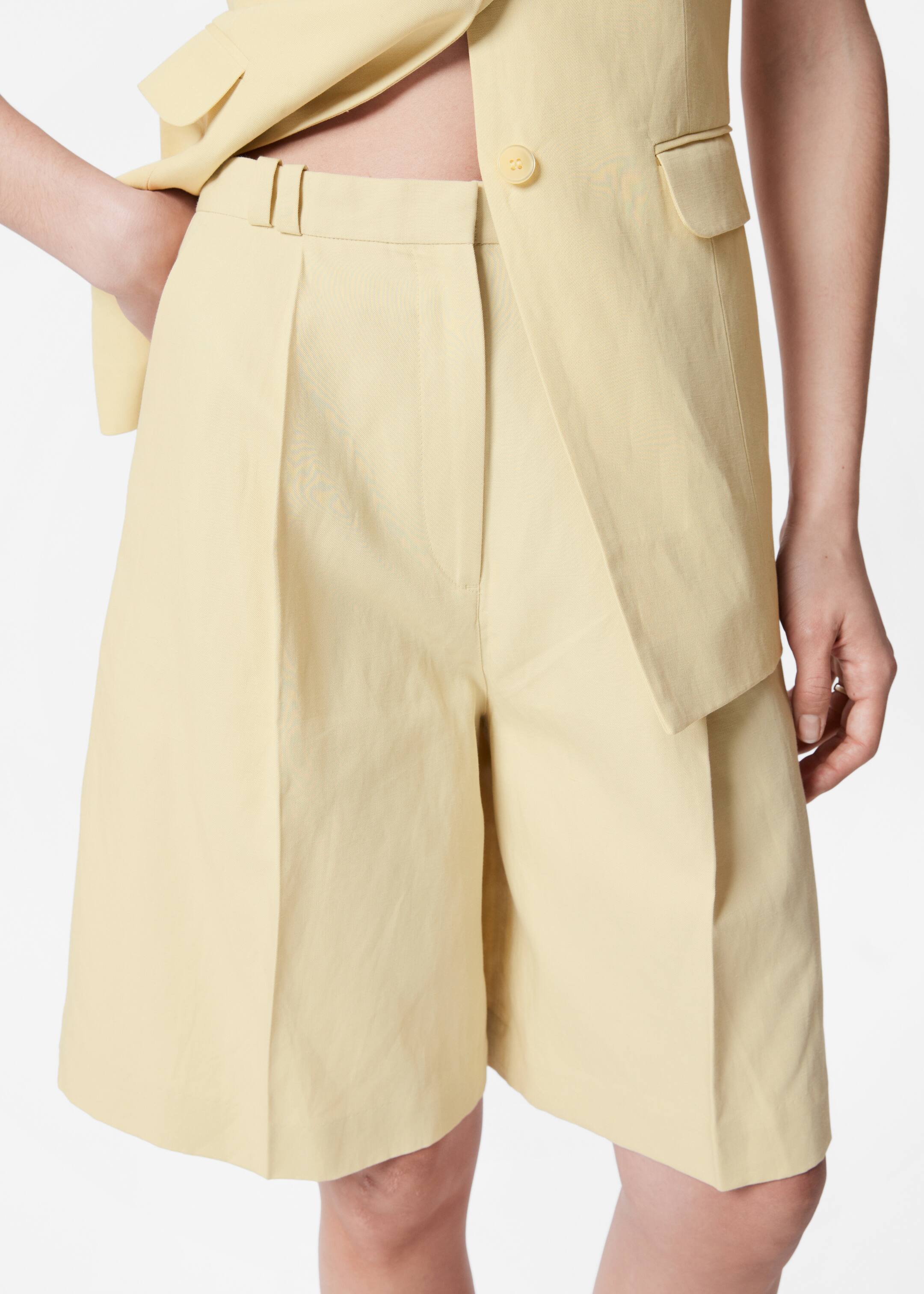 Grotere afbeelding bekijken: Elegante bermudashort - Pastel Yellow - DAMES | H&M BE 3