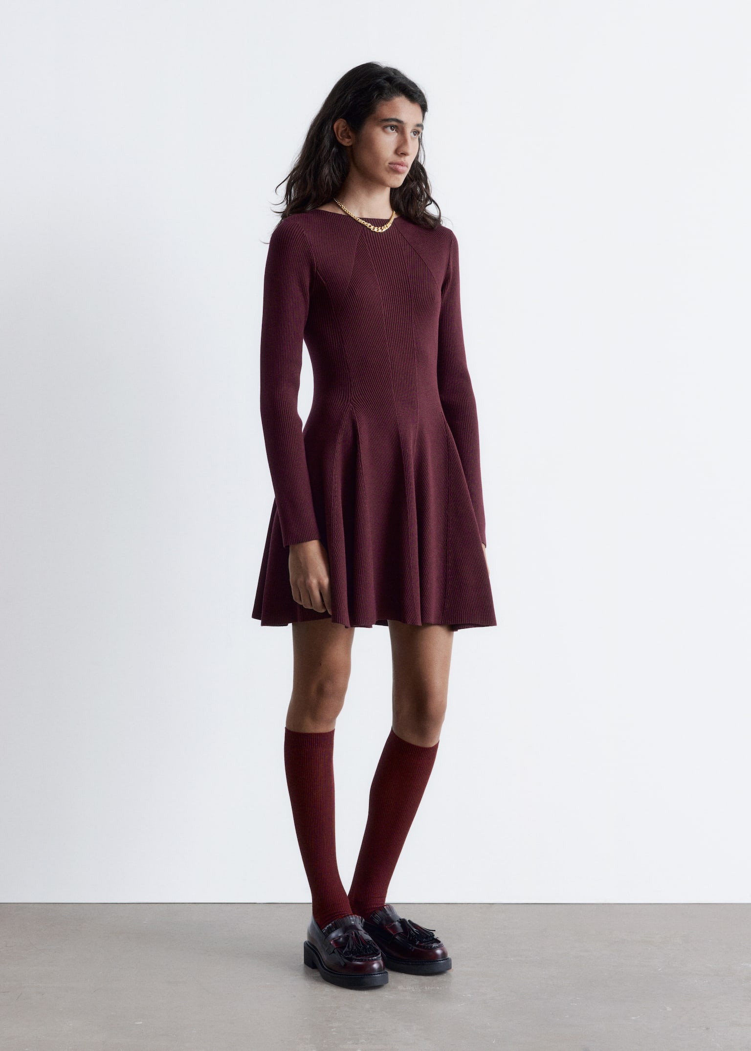 Ribgebreide mini-jurk - Bordeauxrood/Zwart - 3