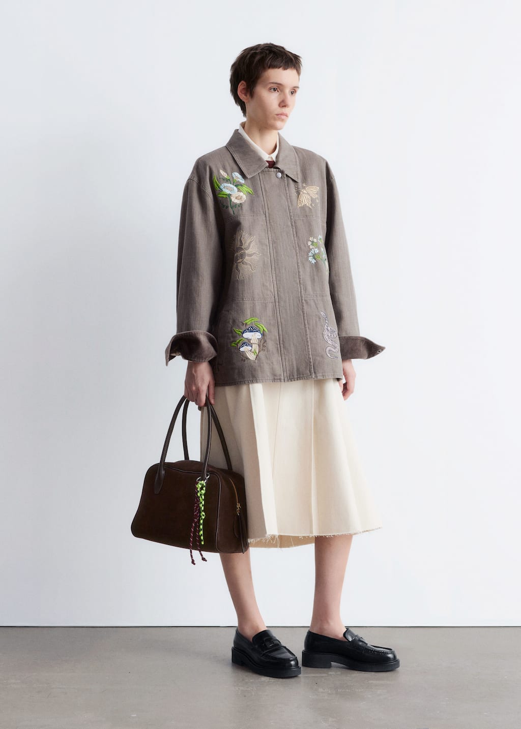 Image of Bestickte Hemdjacke