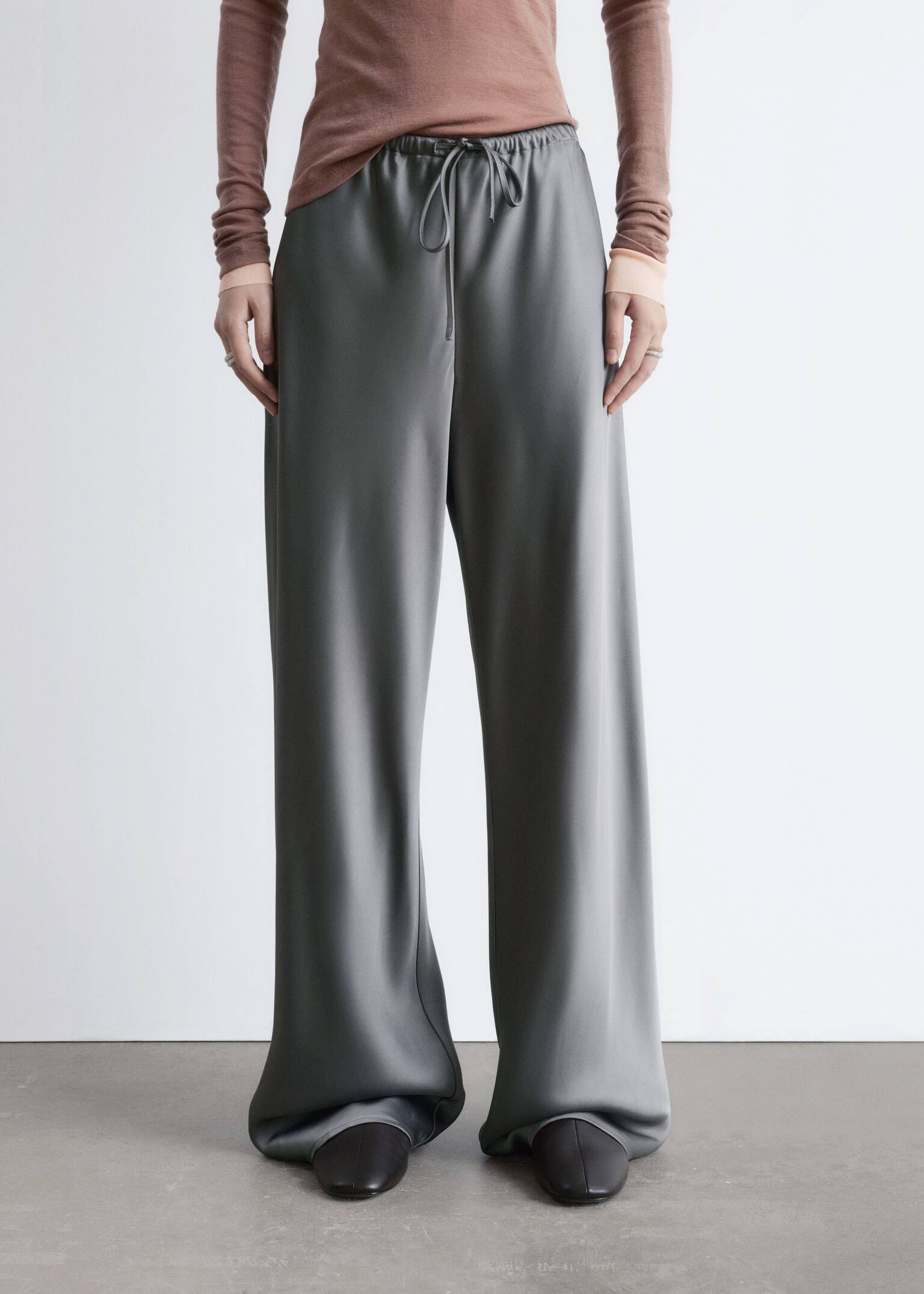 Pantalon en satin à cordon de serrage - Gris/Noir - 8