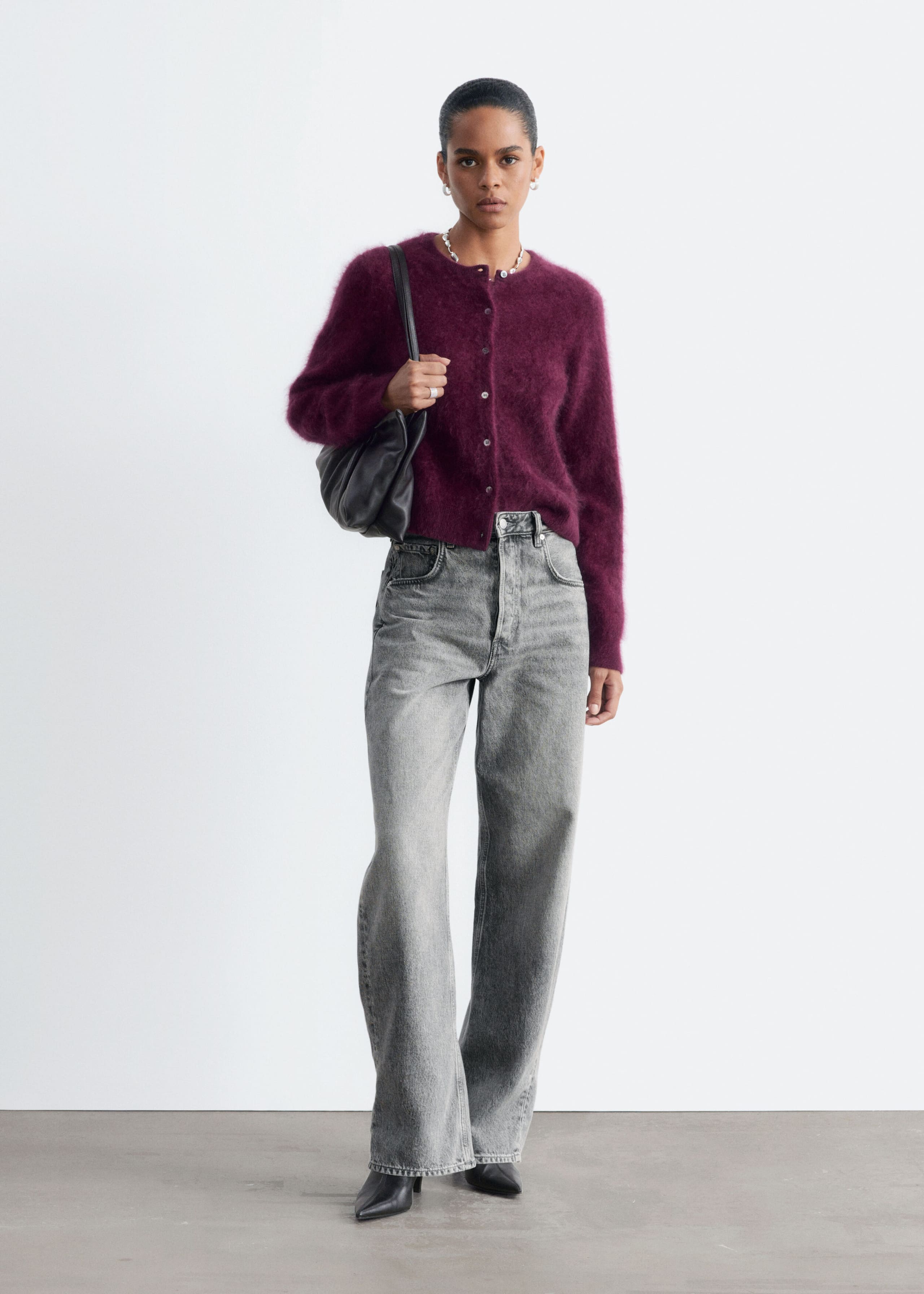 Strickjacke aus gebürstetem Kaschmir - Dunkelrot - Stillleben