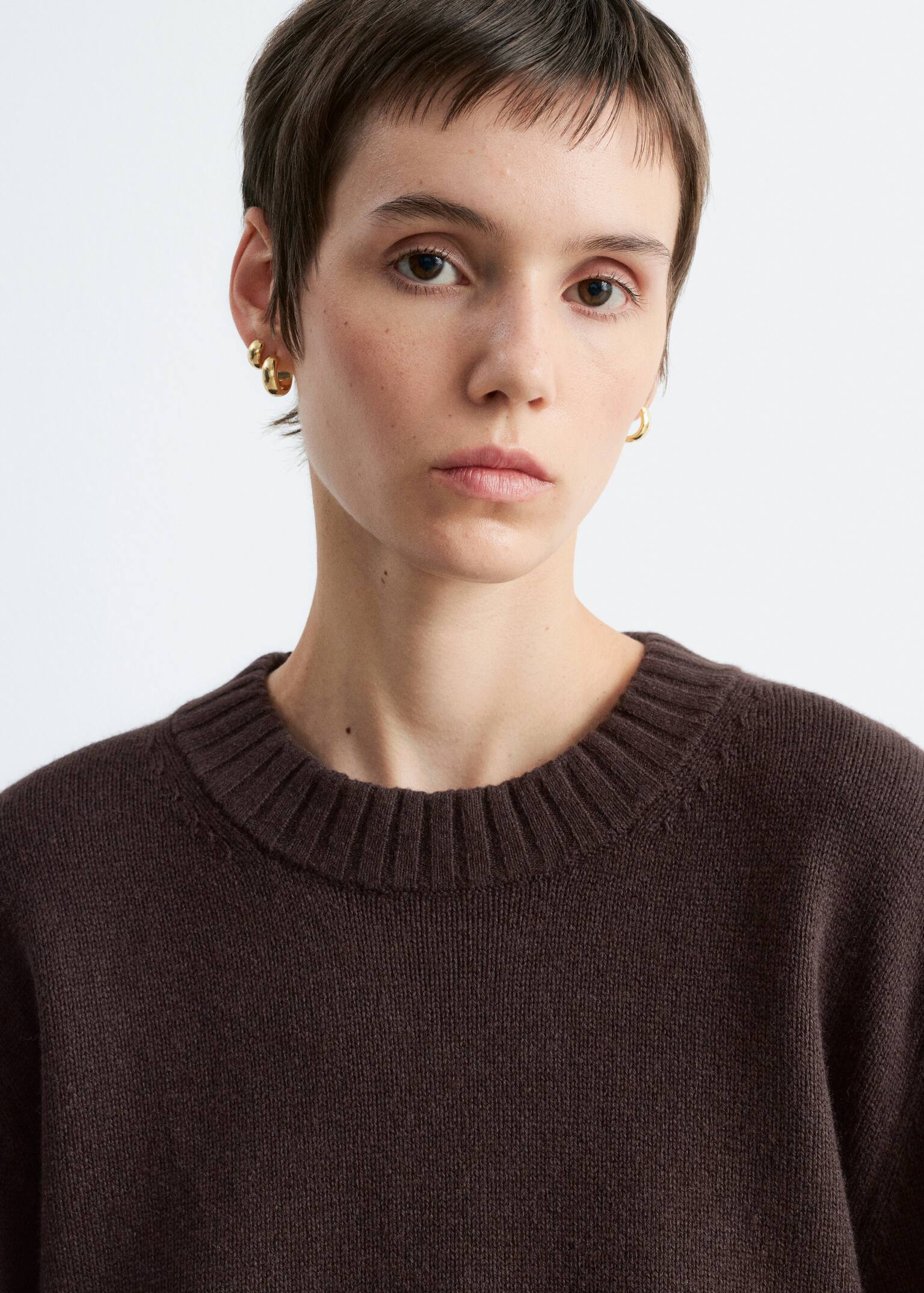 Legerer Strickpullover - Dunkelbraun/Weiß - 4