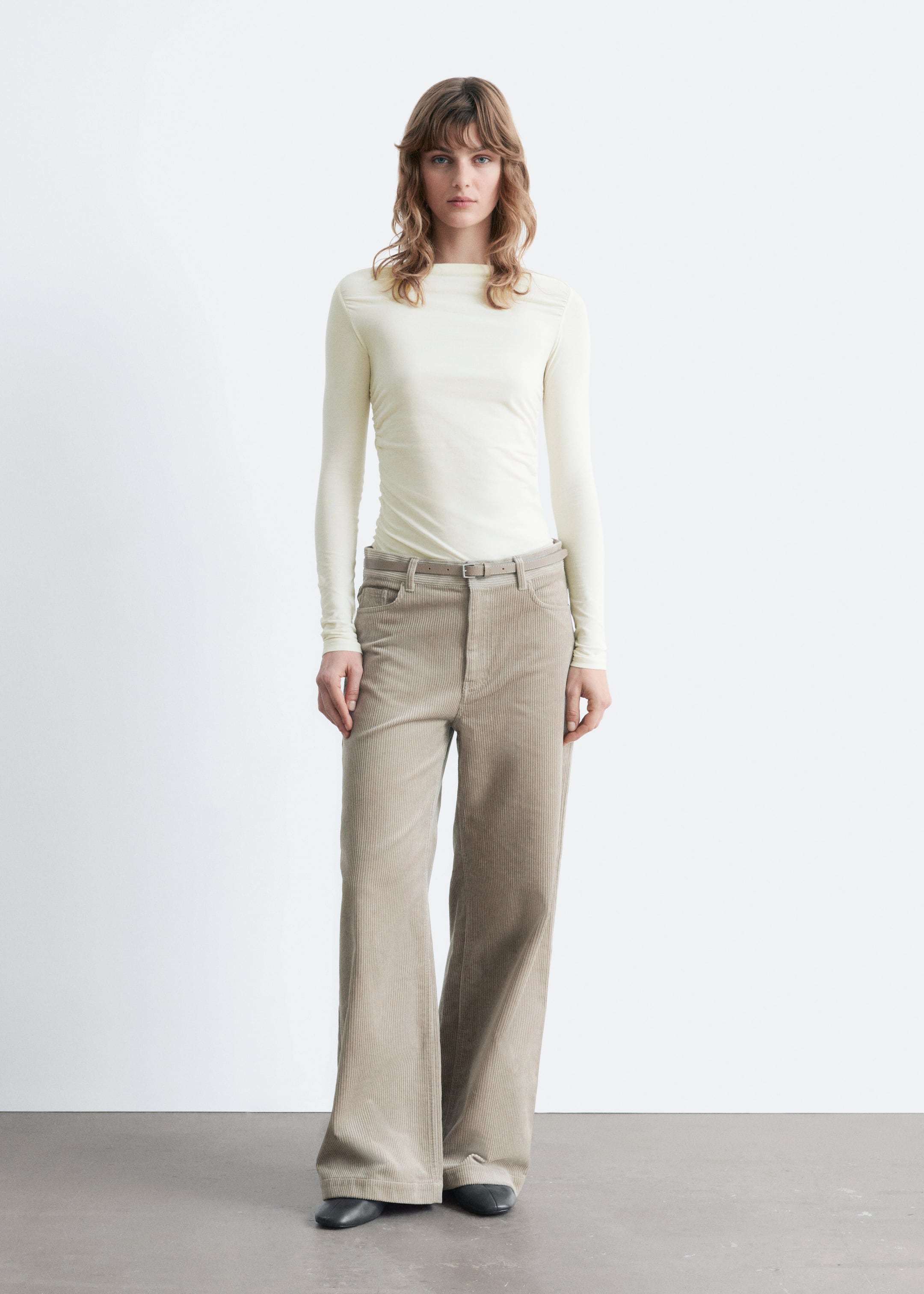 Grotere afbeelding bekijken: Corduroy broek met wijde pijpen - Taupe - DAMES | H&M NL 1
