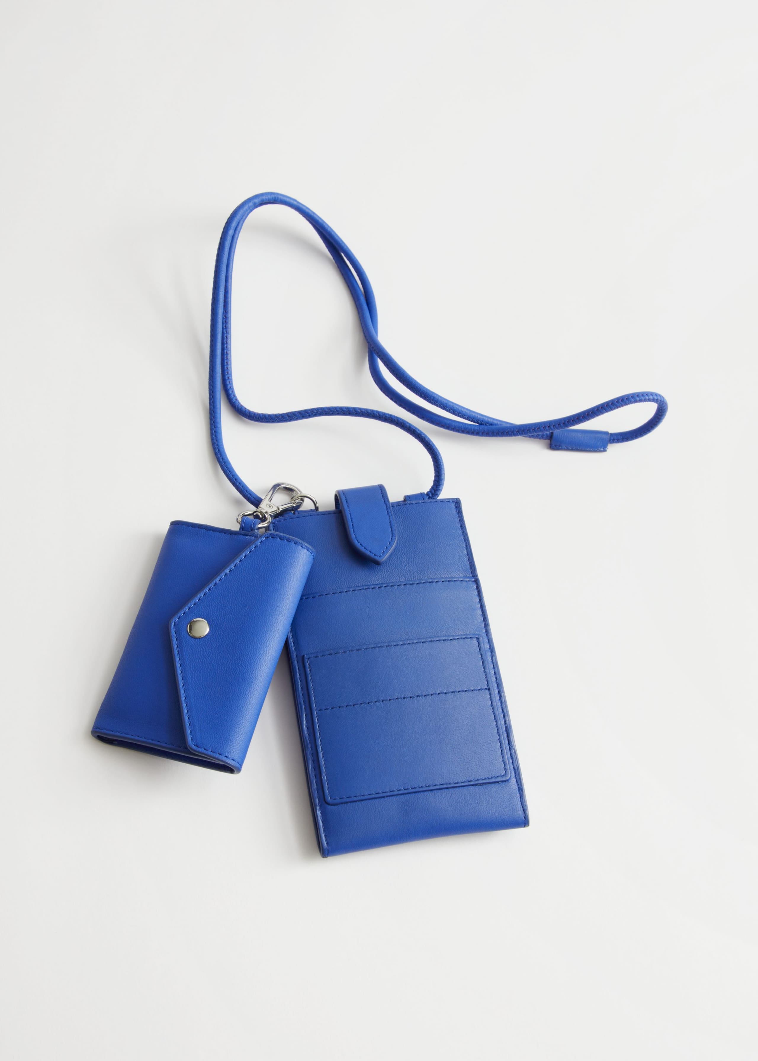 Croc Embossed Leather Neck Wallet - Blue - Natura morta