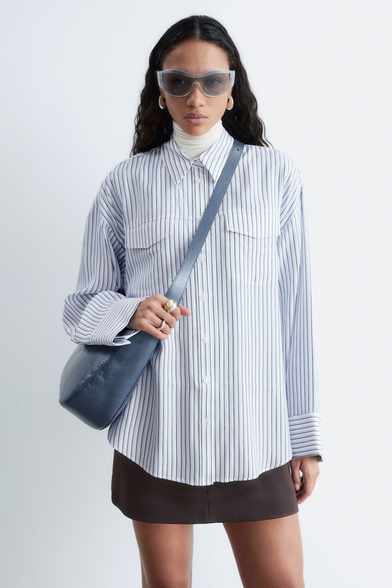 Camisa às riscas com bolso aplicado - Branco/Riscas - 1